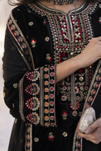Makhmal by Gul Warun Black 3pc Velvet Embroidered Suit MBG1