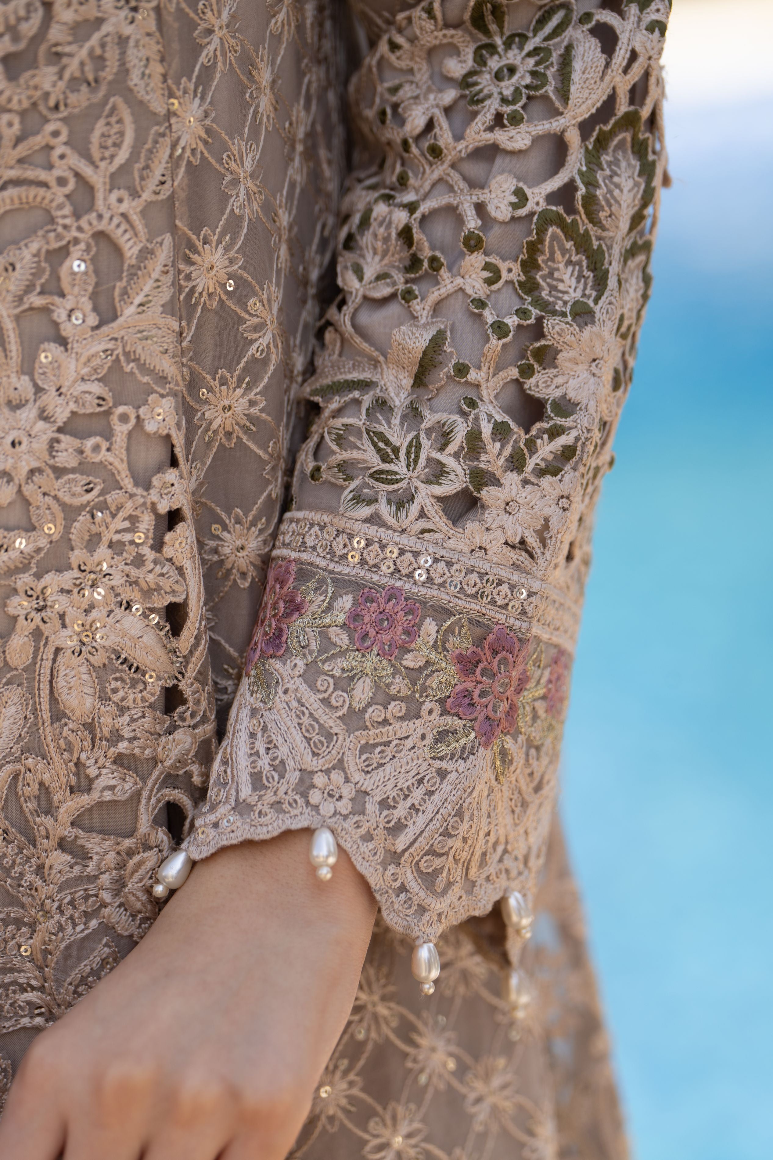 Zaiwaraat by Arwah – Embroidered Organza Gown with Net Dupatta – ZWR09