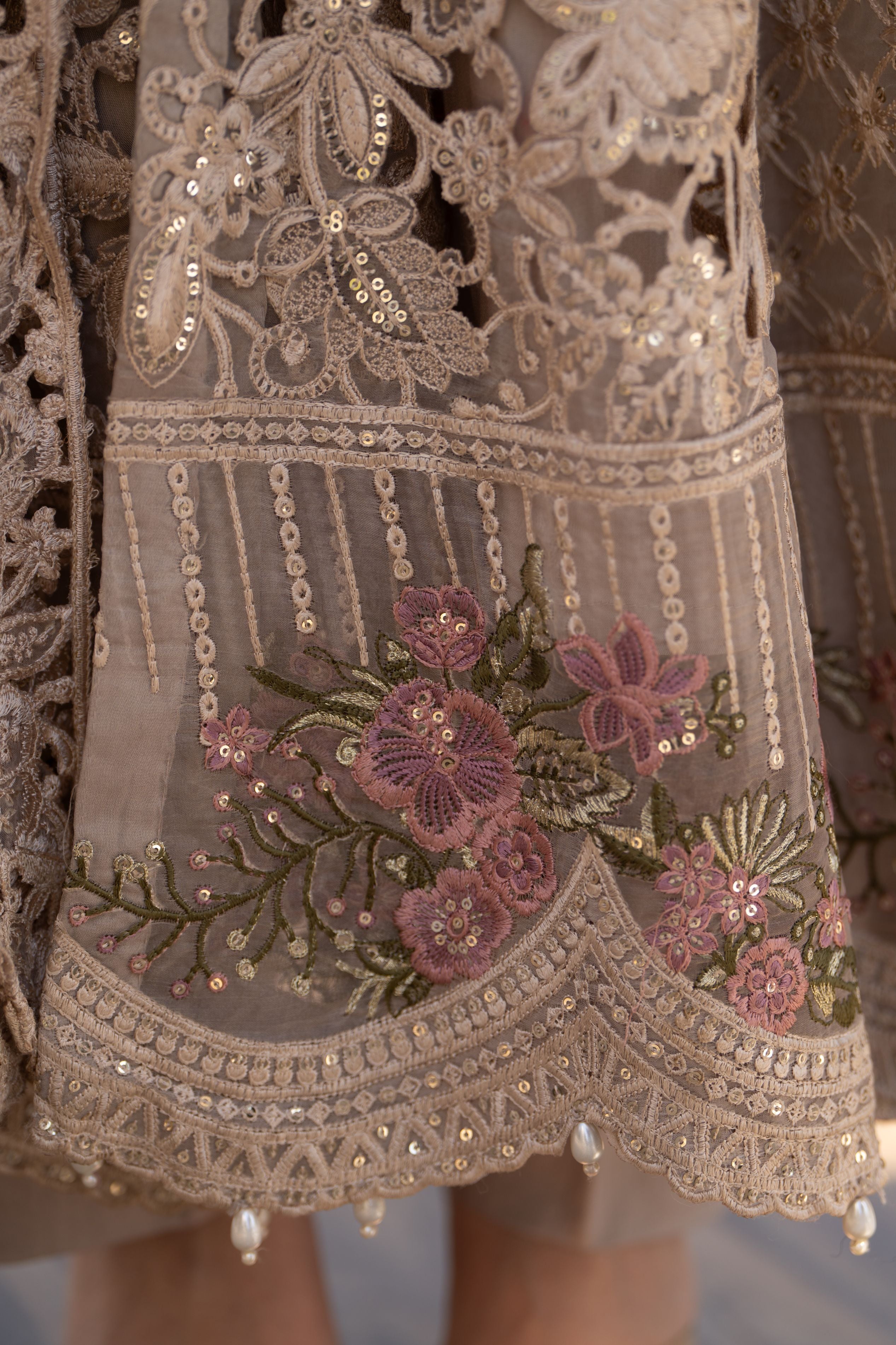 Zaiwaraat by Arwah – Embroidered Organza Gown with Net Dupatta – ZWR09