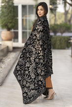 Luxury Embroidered Velvet Shawl for Women – Black VS5