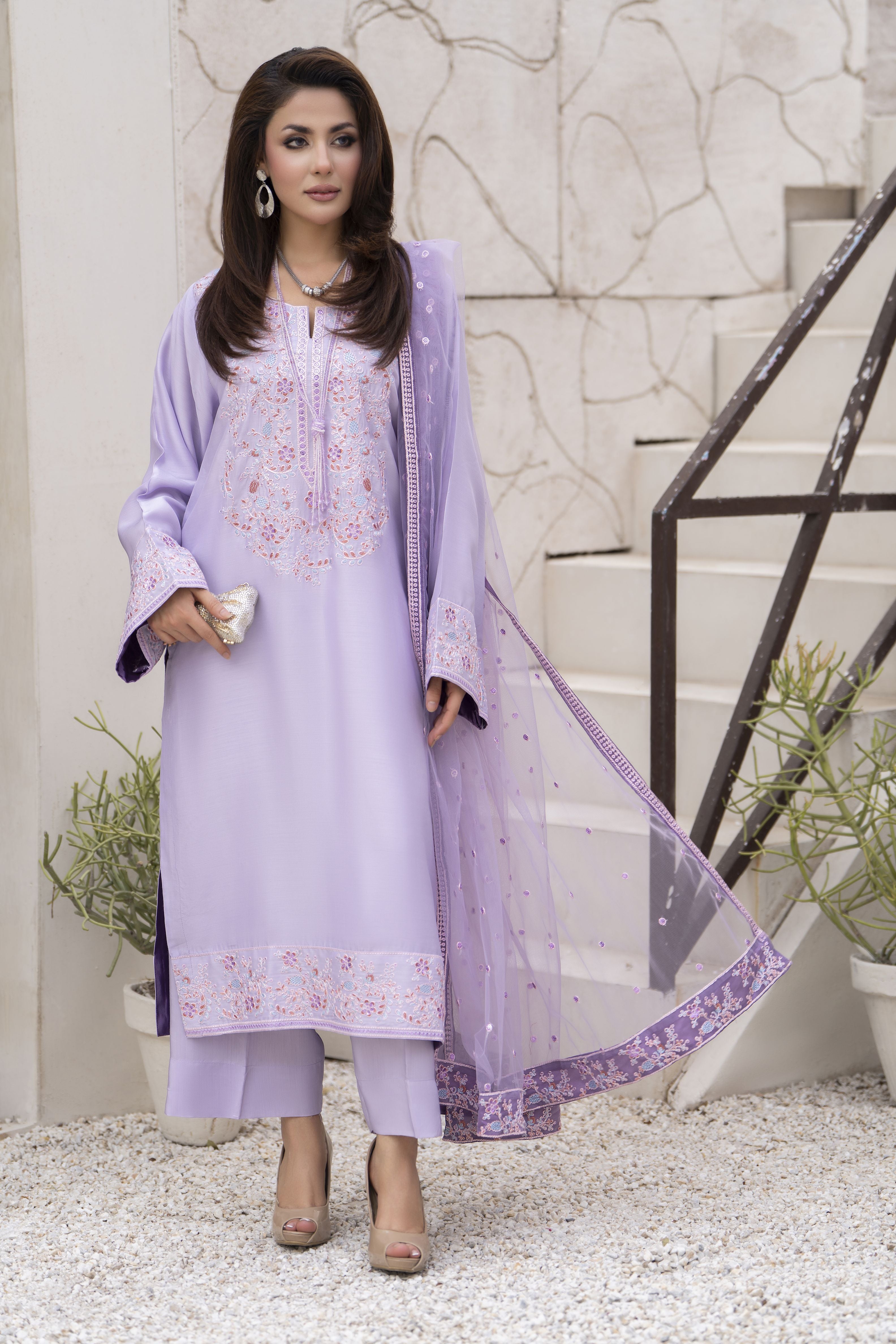 Zareen by Gul Warun 3pc Viscose Embroidered Suit – ZGW5
