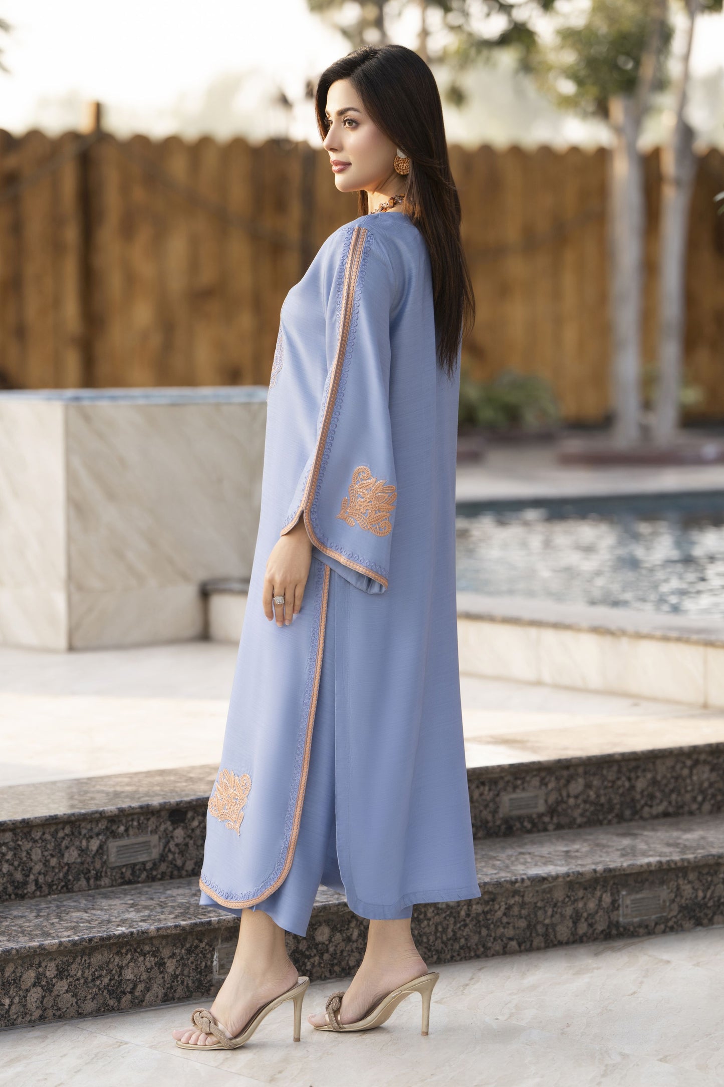 Glow by Hemline – Embroidered Viscose Ready-to-Wear 2PC Suit Glow5