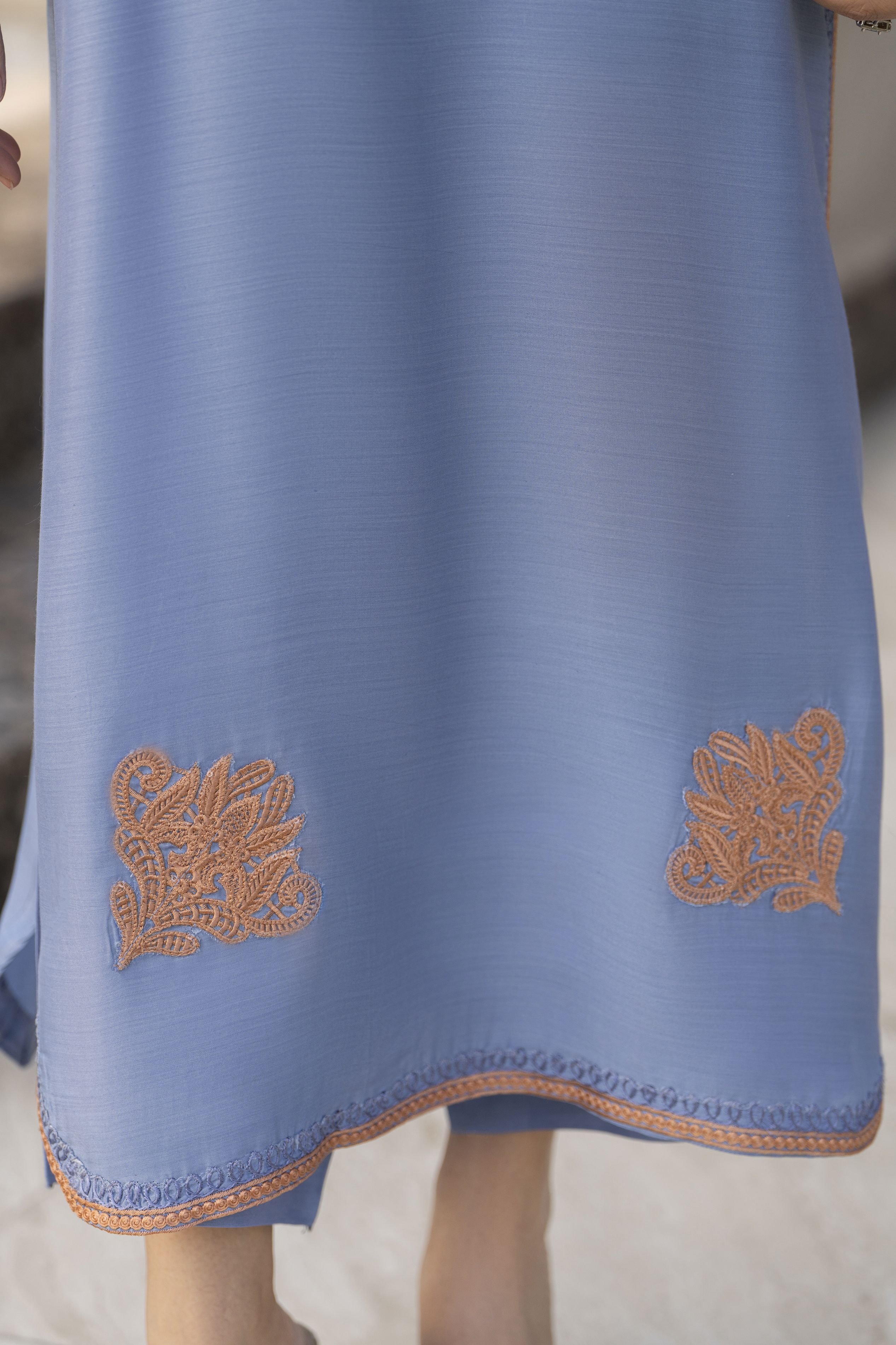 Glow by Hemline – Embroidered Viscose Ready-to-Wear 2PC Suit Glow5