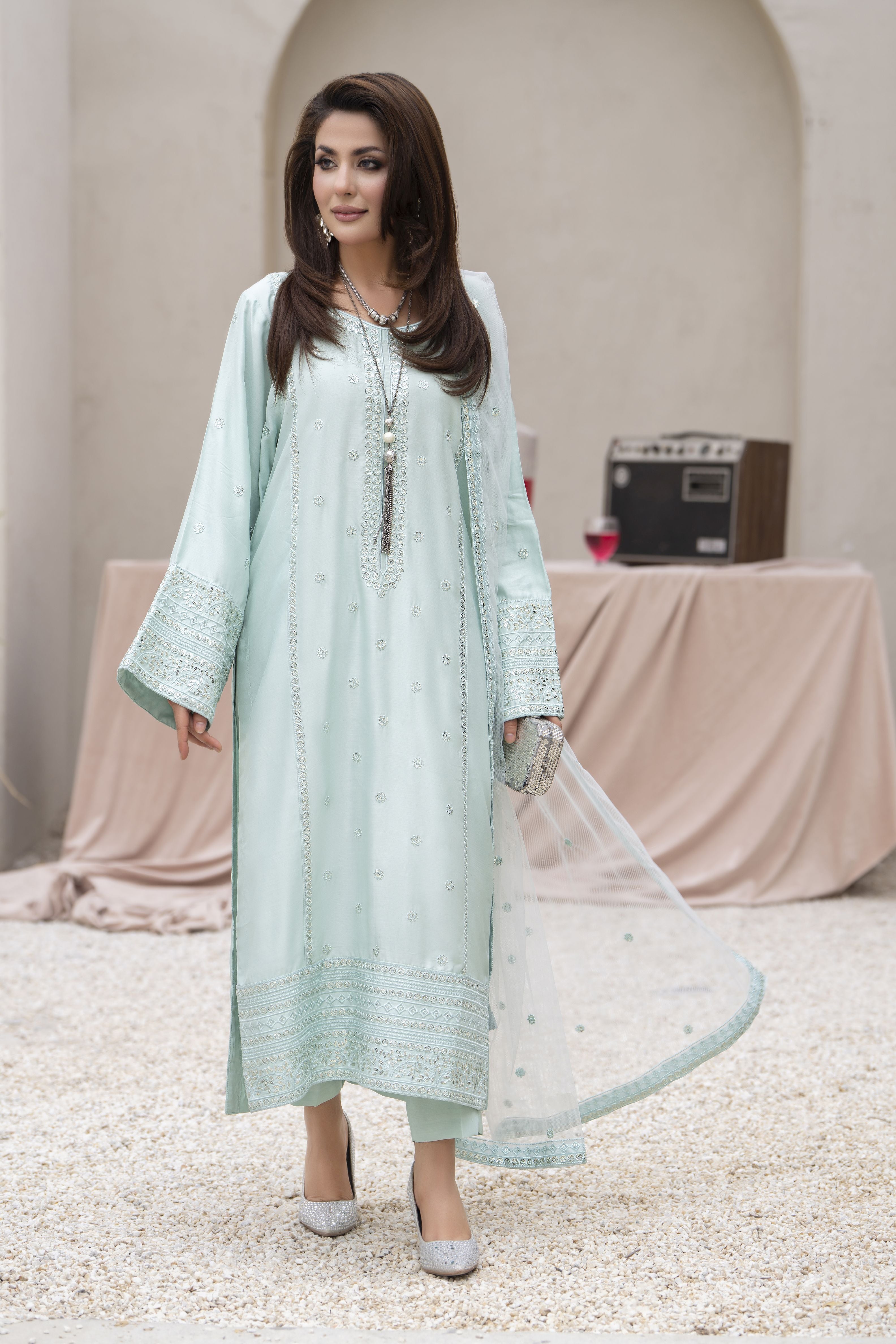 Zareen by Gul Warun 3pc Viscose Embroidered Suit – ZGW2