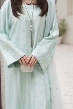 Zareen by Gul Warun 3pc Viscose Embroidered Suit – ZGW2