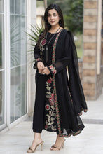Zaiwa 3pc Khaddar Embroidered Long Shirt Suit with Chiffon Dupatta ZWL15