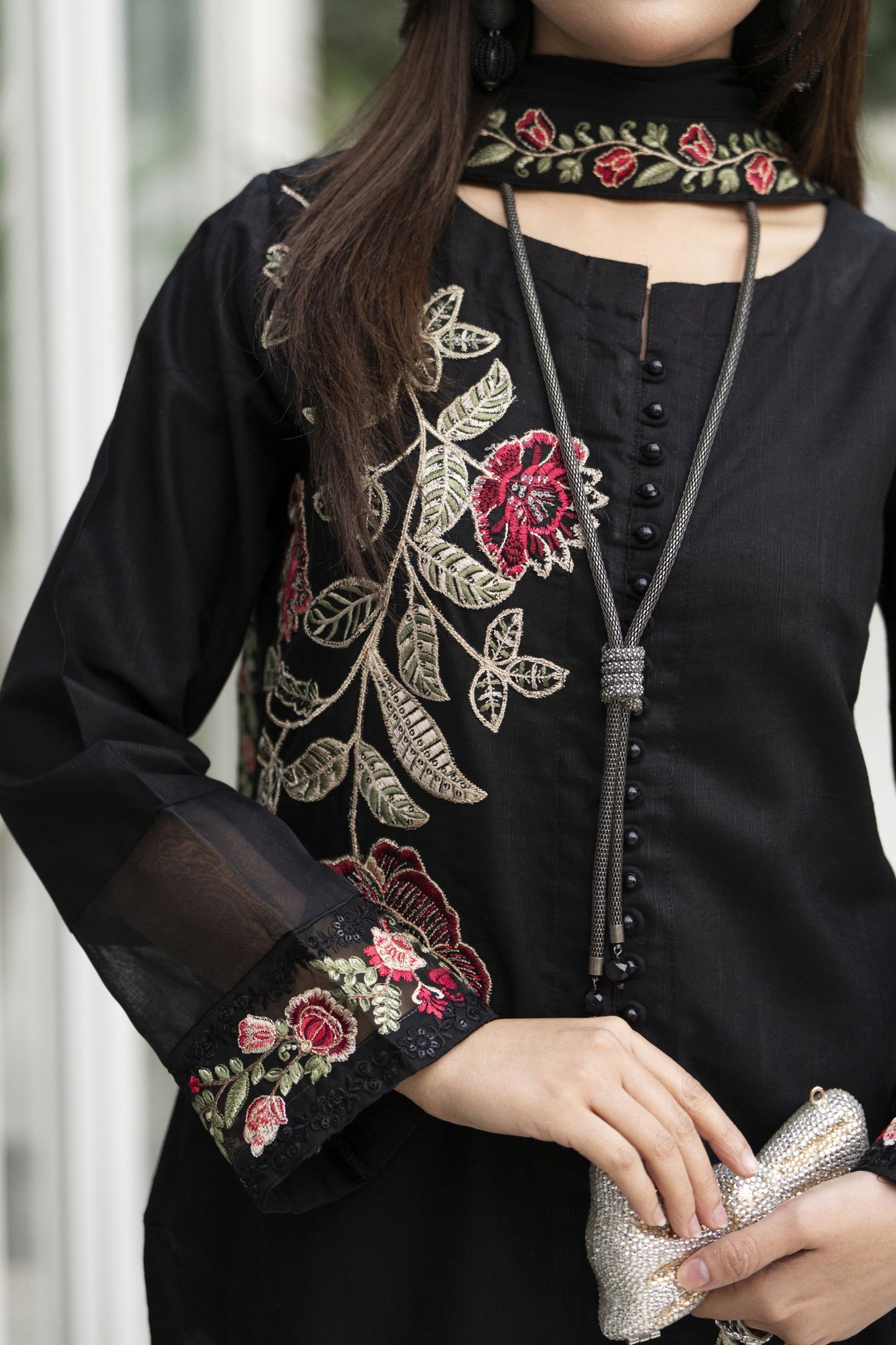 Zaiwa 3pc Khaddar Embroidered Long Shirt Suit with Chiffon Dupatta ZWL15