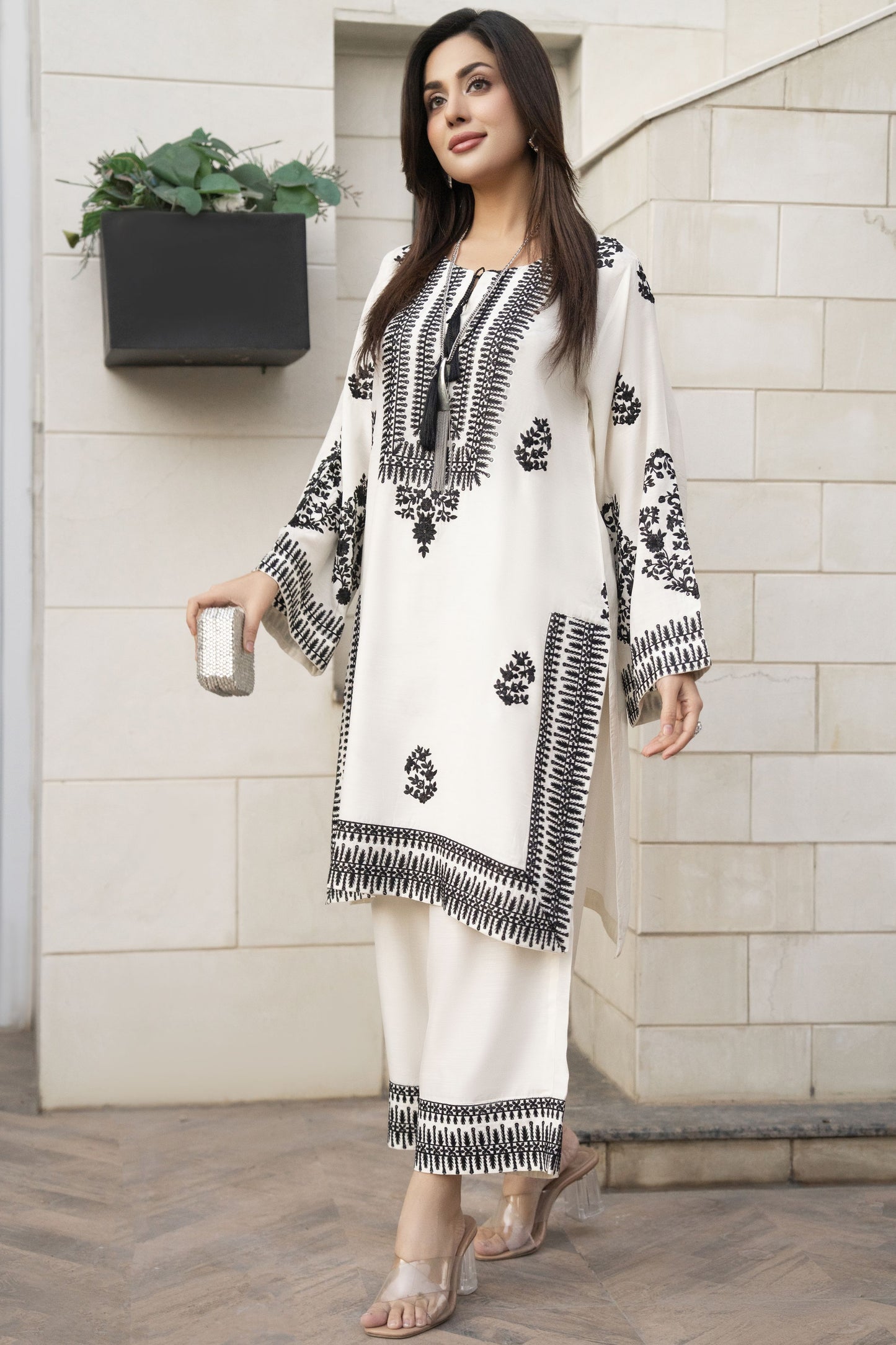 Glow by Hemline – 2PC Embroidered Viscose Ready to Wear Suit Glow9