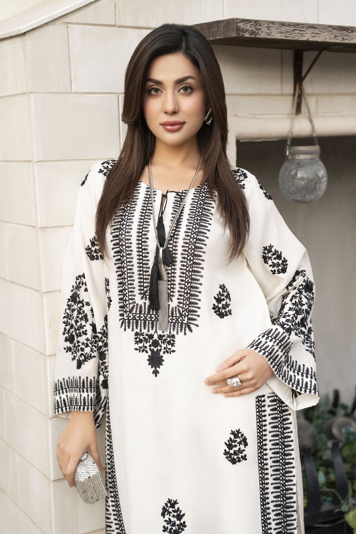 Glow by Hemline – 2PC Embroidered Viscose Ready to Wear Suit Glow9