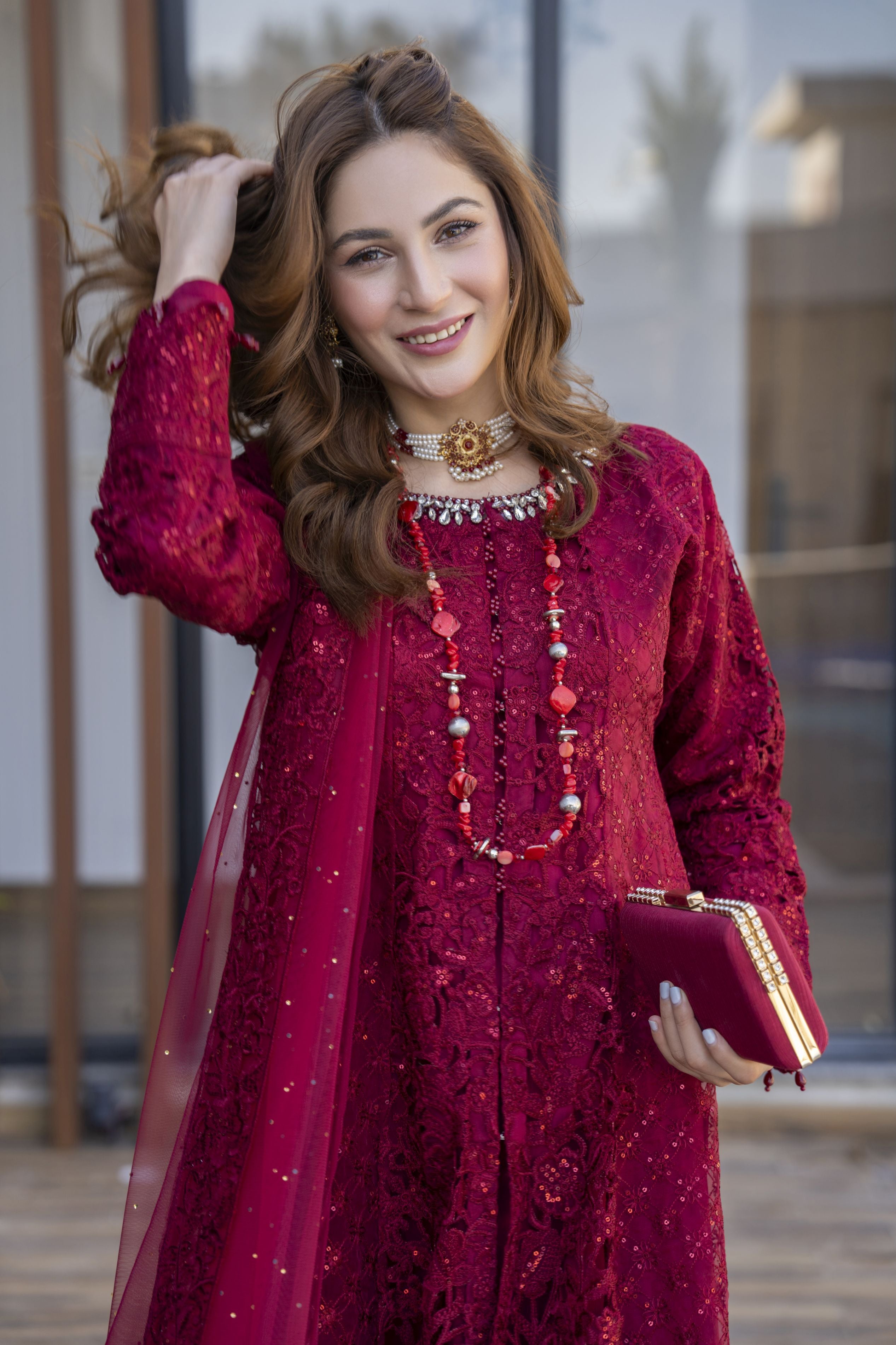 Zaiwaraat by Arwah – Maroon Embroidered Organza Gown with Beaded Dupatta – ZWR12