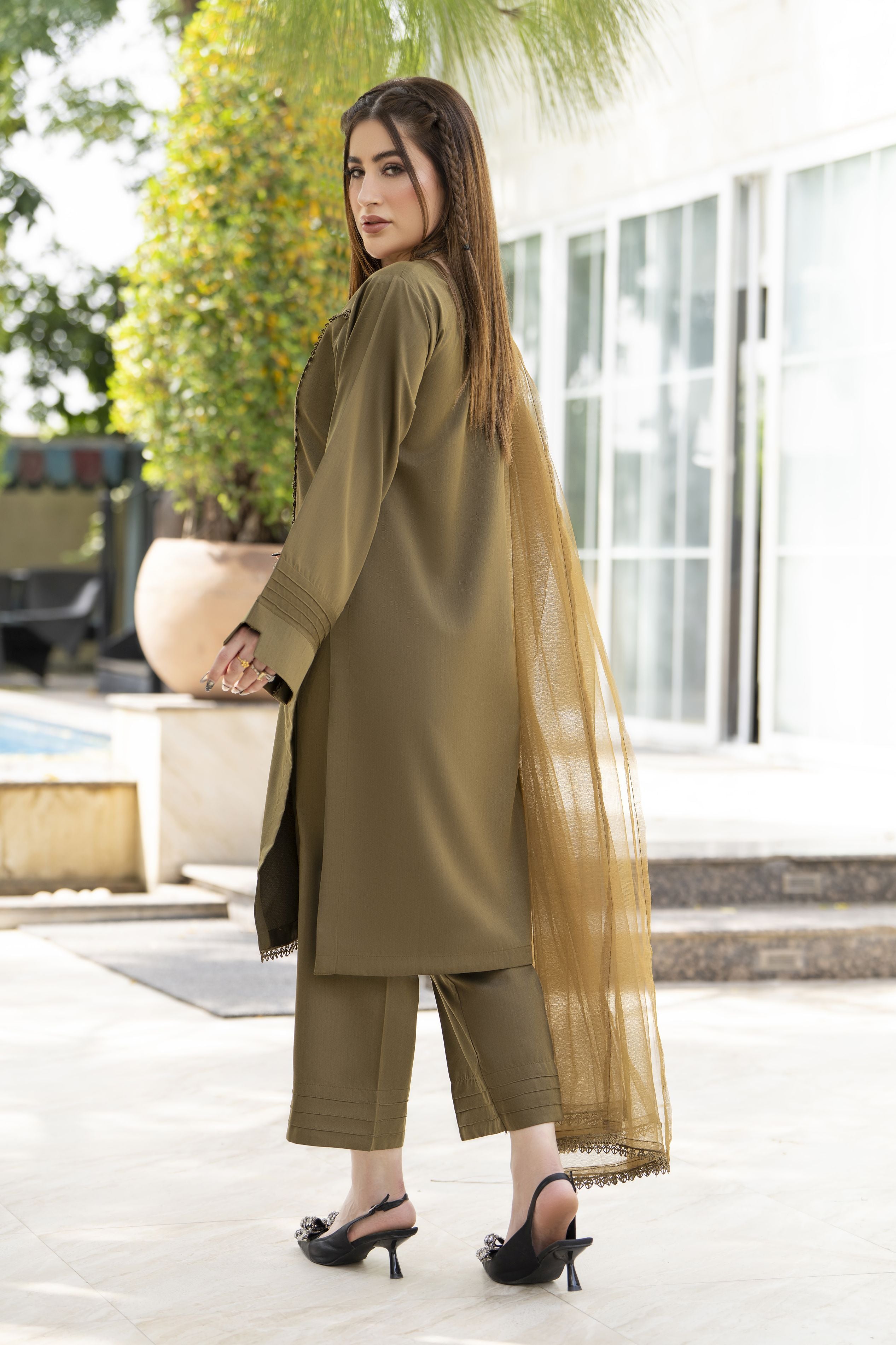 Aabpara Simply Warm Winter Linen 3pc Ready to Wear with Dyed Net Dupatta SWA2