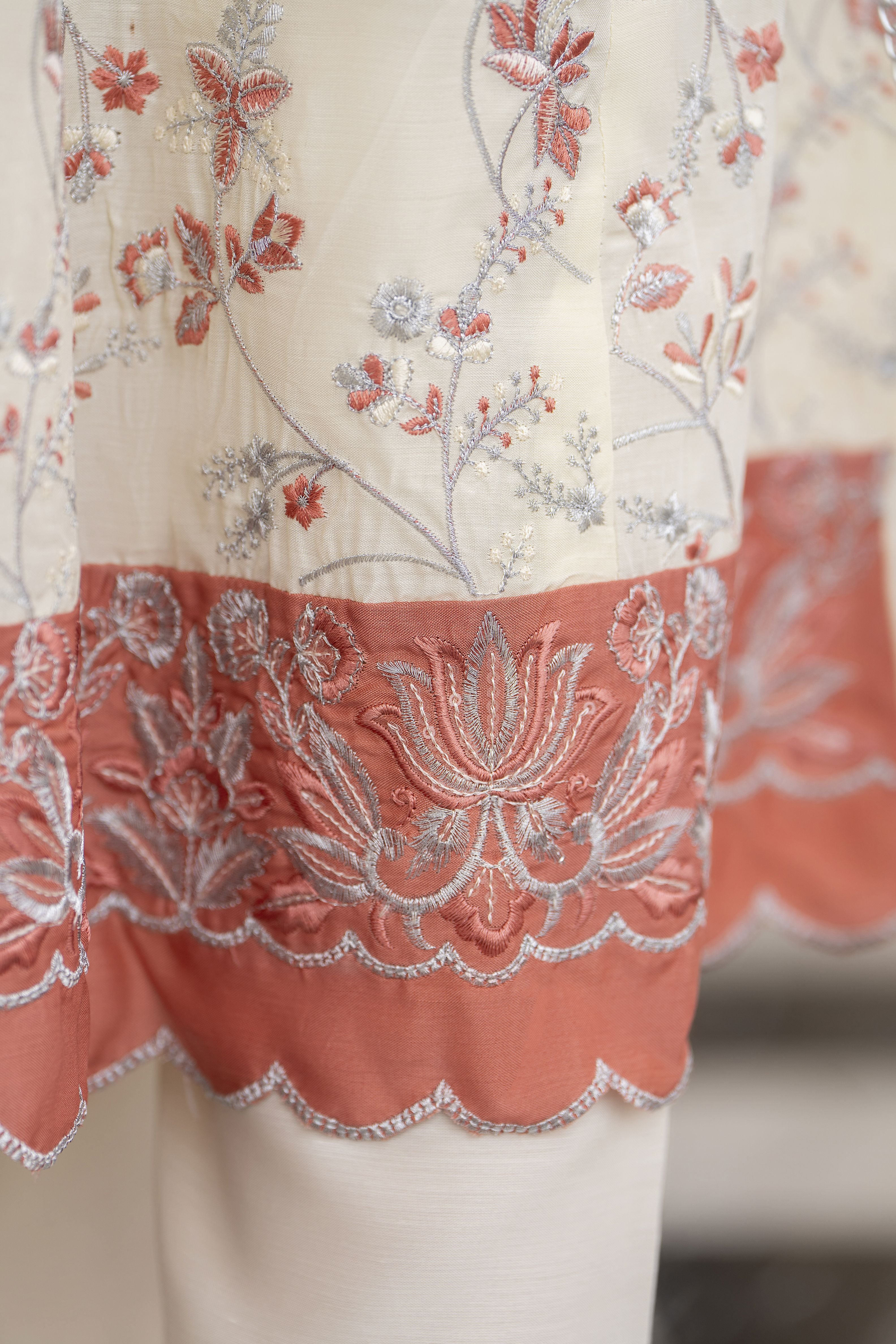 Threads of Love by Hemline – TOL8 Mother Daughter Matching Frock