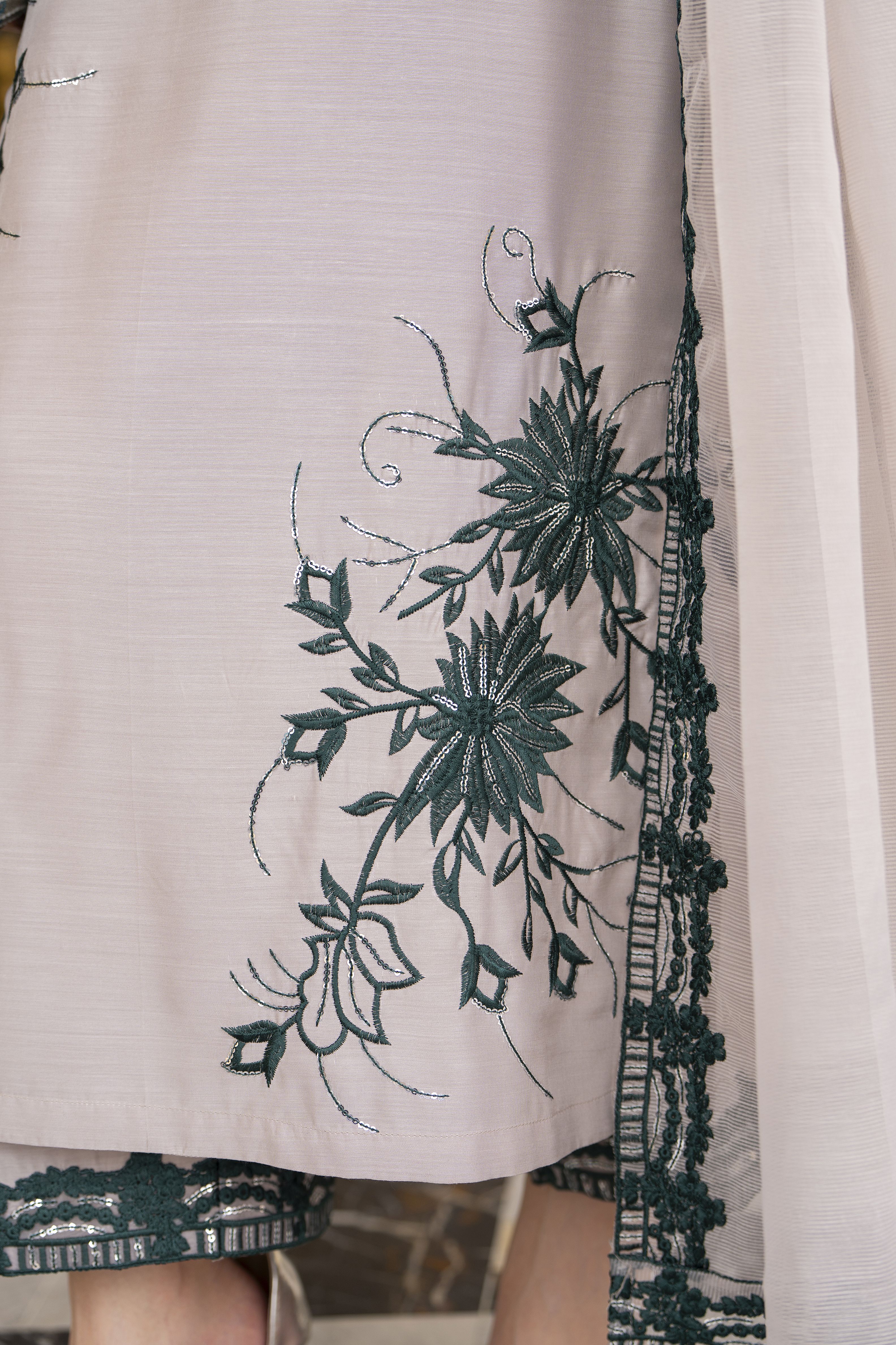 Threads of Love by Hemline – TOL6 Embroidered Viscose Mother Daughter Matching Dress