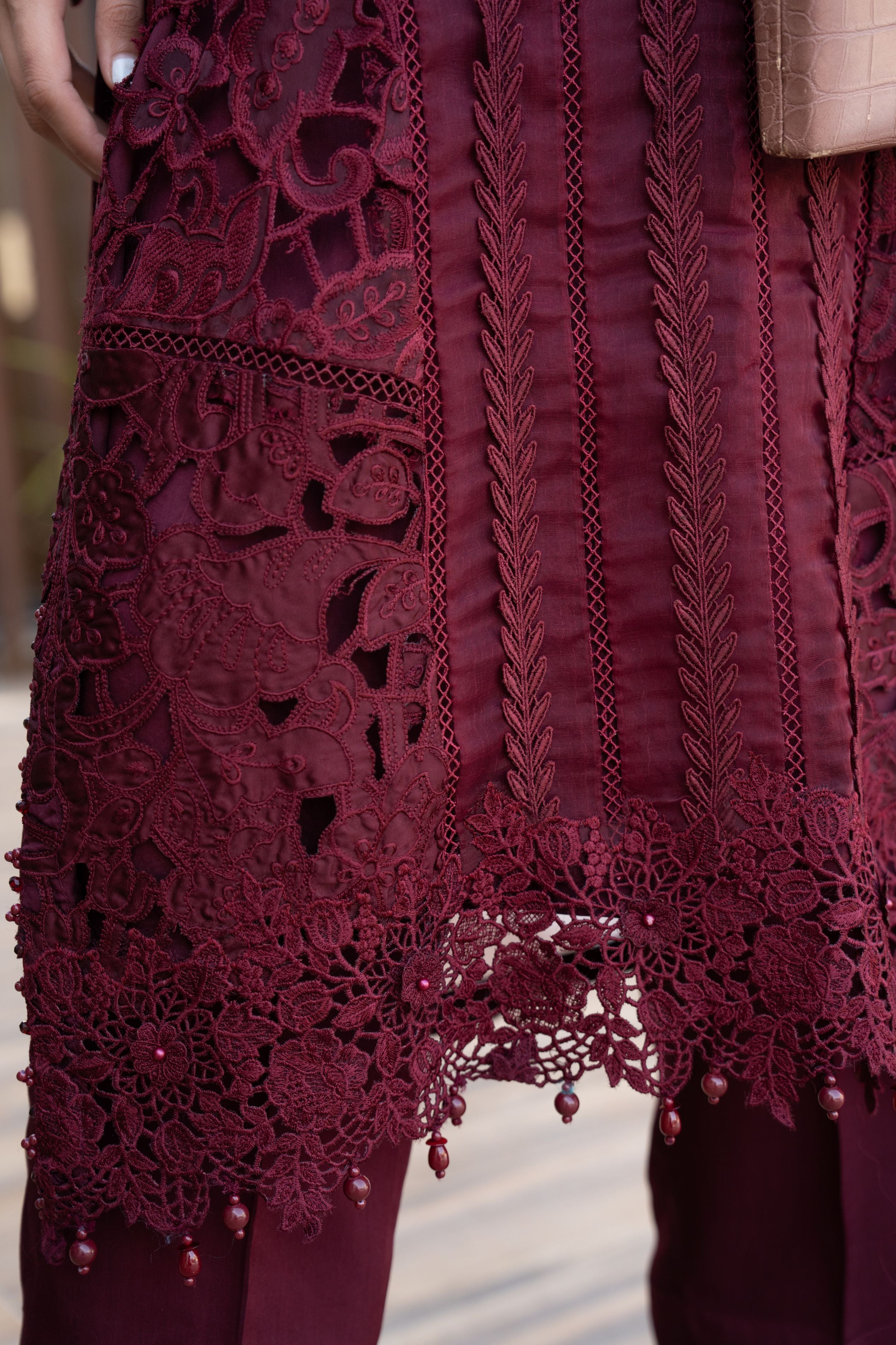 Zaiwaraat by Arwah – Maroon Cutwork Organza Shirt with Monar Dupatta – ZWR08