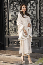 French Velvet Long Shirt 3pc Suit with Palachi Shawl – Gul Warun FNG10