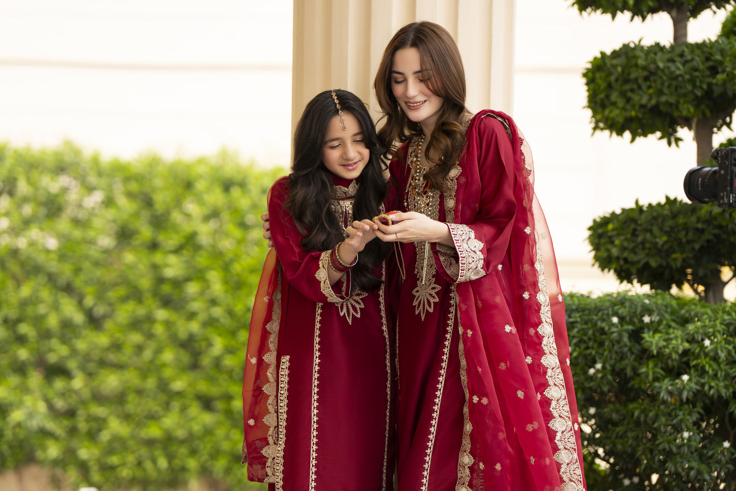 Threads of Love by Hemline – TOL9 Mother Daughter Matching Dress
