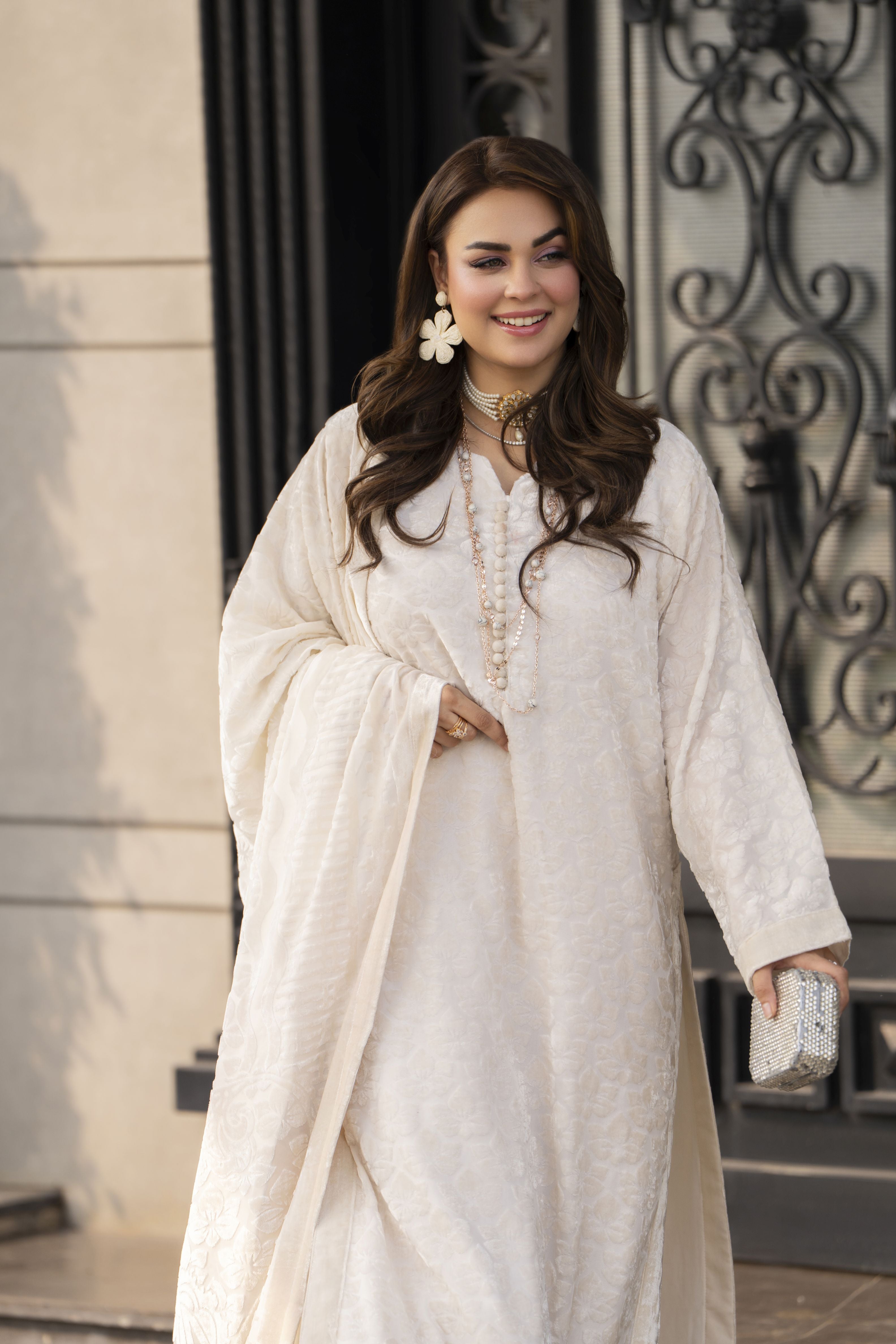 French Velvet Long Shirt 3pc Suit with Palachi Shawl – Gul Warun FNG10