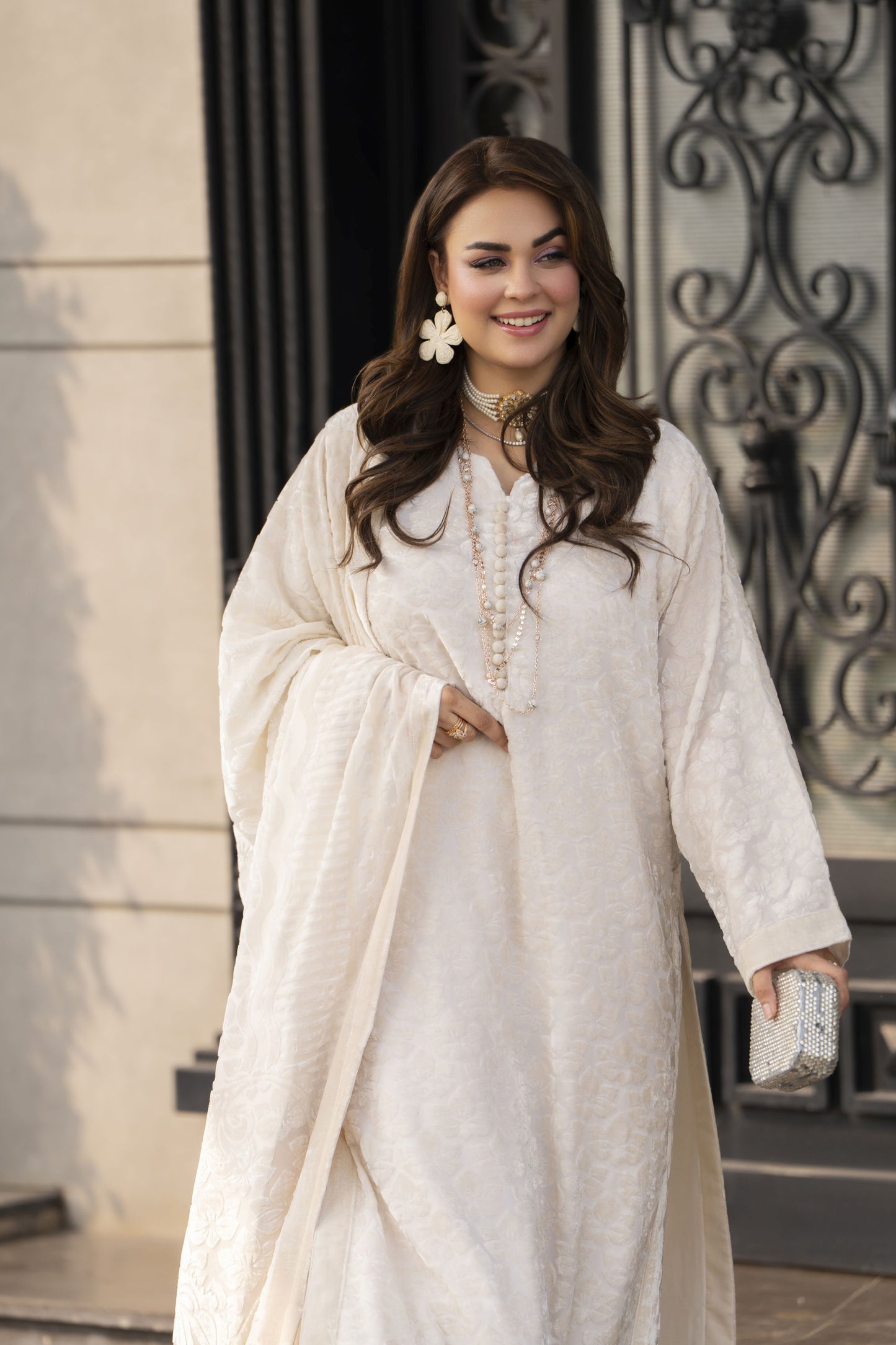 French Velvet Long Shirt 3pc Suit with Palachi Shawl – Gul Warun FNG10