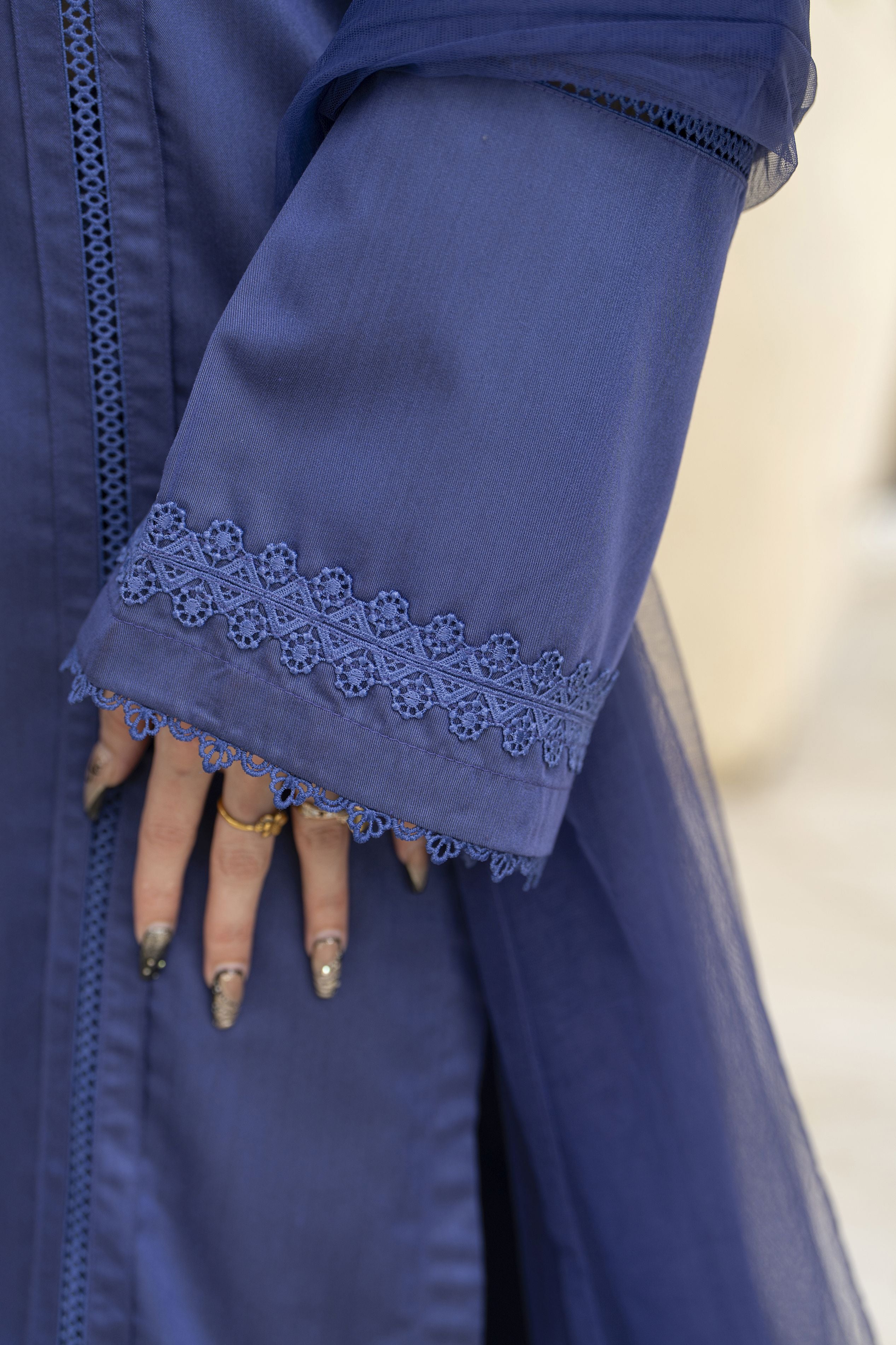 Aabpara Simply Warm Winter Linen 3pc Ready to Wear with Dyed Net Dupatta SWA5