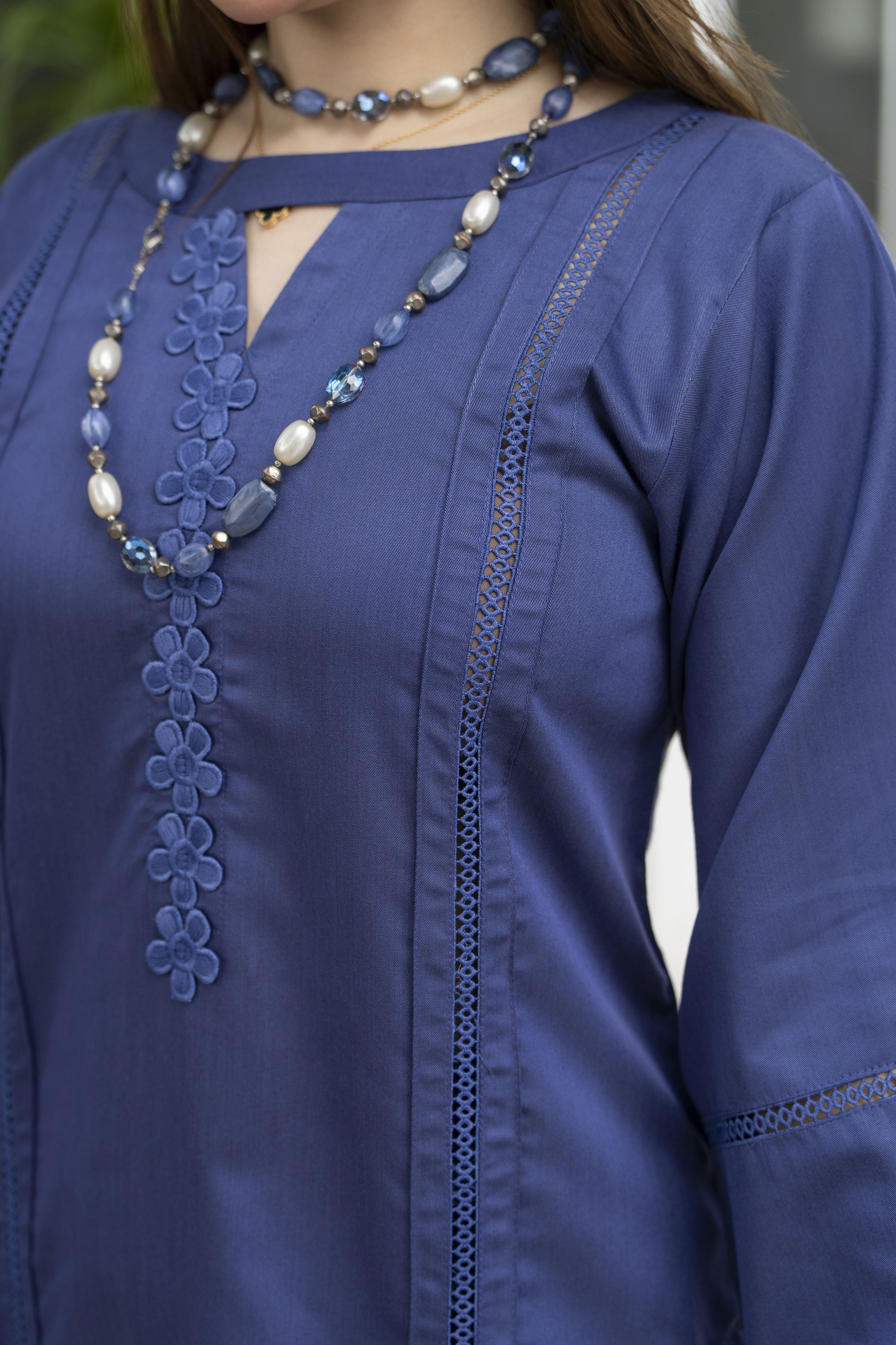 Aabpara Simply Warm Winter Linen 3pc Ready to Wear with Dyed Net Dupatta SWA5