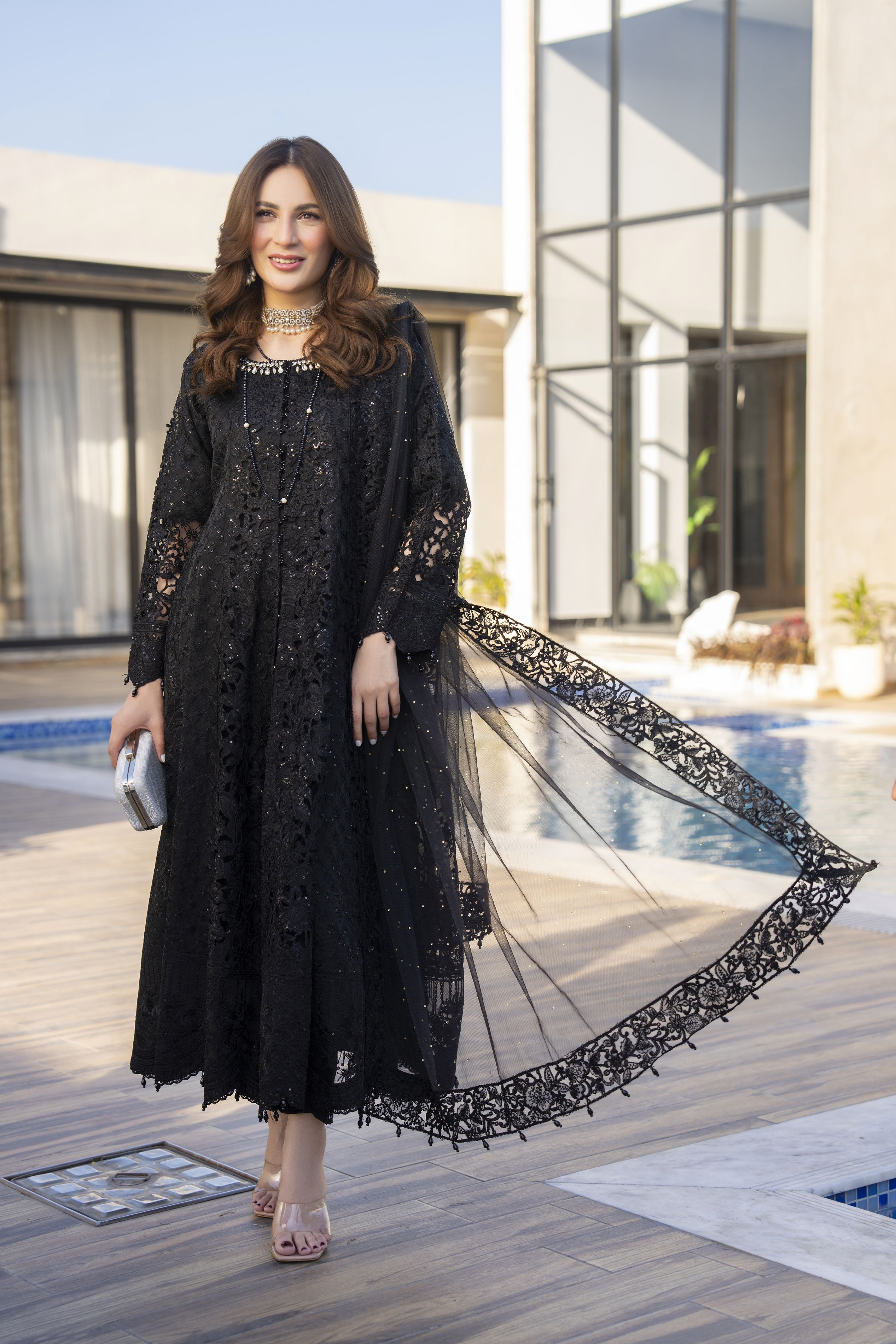 Zaiwaraat by Arwah – Black Embroidered Organza Gown Set with Net Dupatta – ZWR10