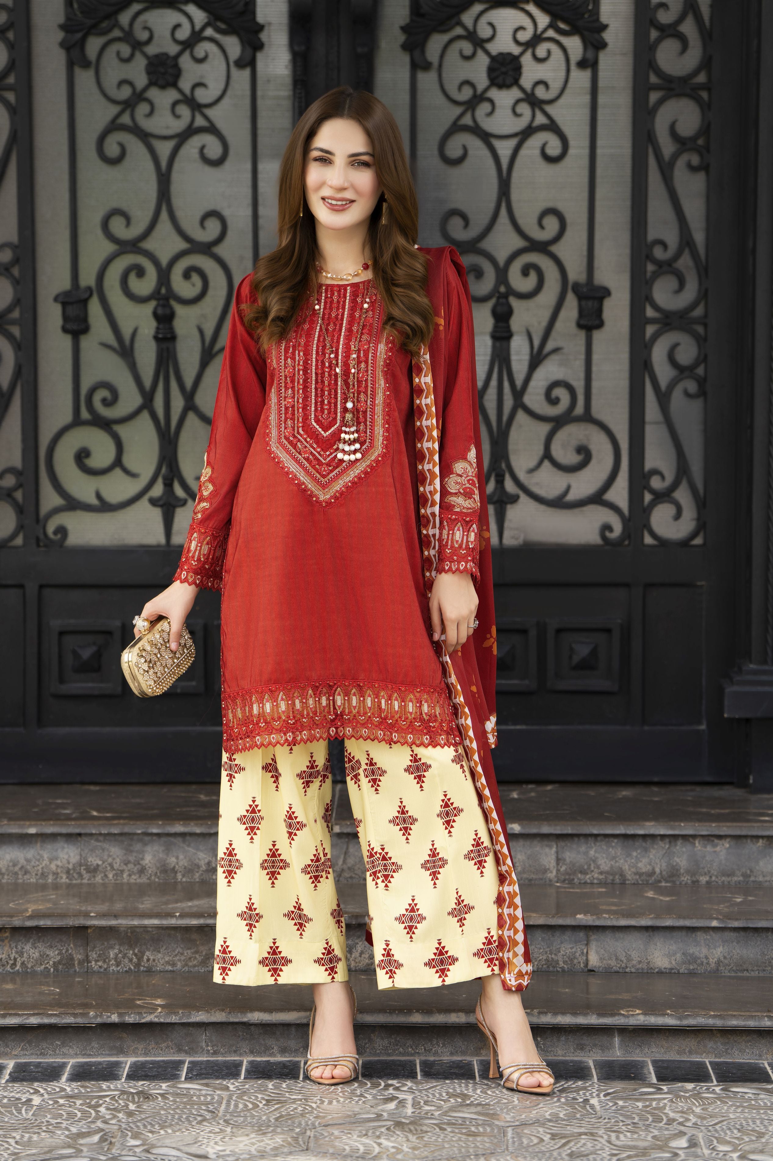 Aleezay Raw Silk 3-Piece Ensemble with Printed Silk Dupatta Lush9