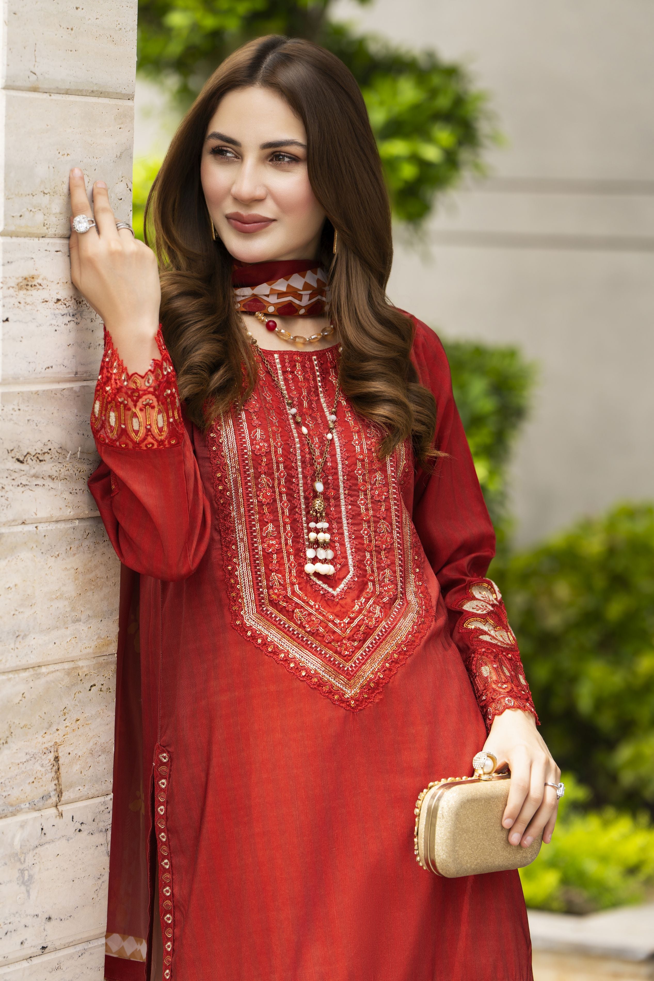 Aleezay Raw Silk 3-Piece Ensemble with Printed Silk Dupatta Lush9