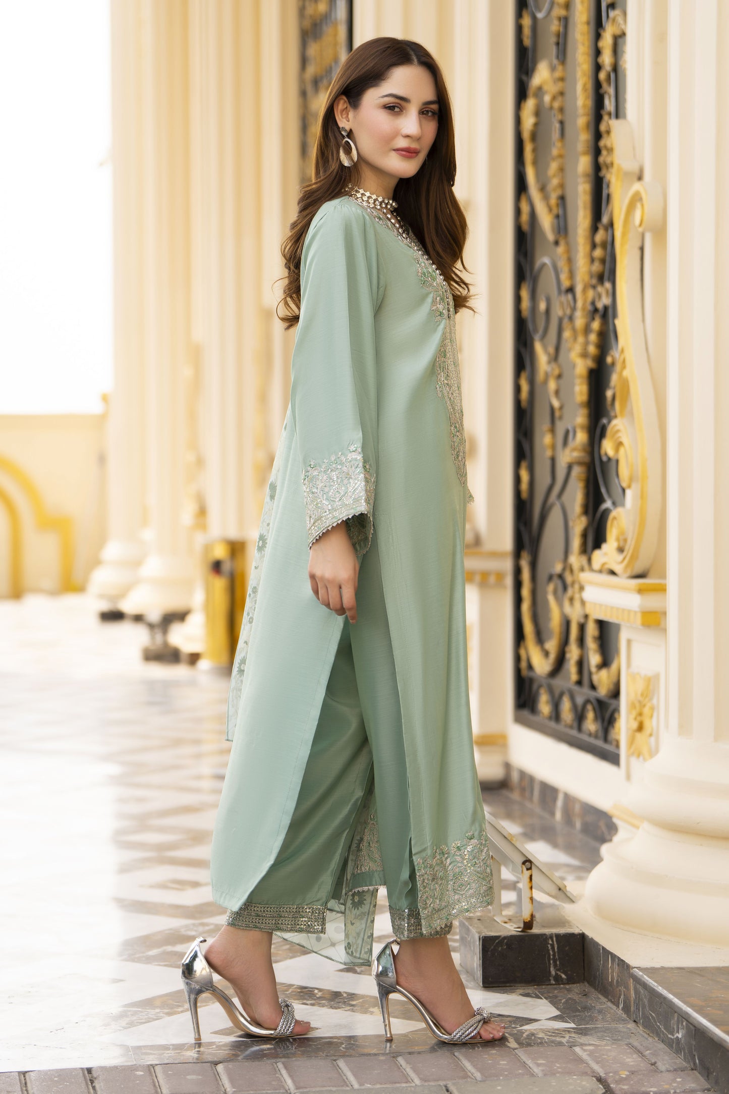 Threads of Love by Hemline – TOL4 Embroidered Viscose Mother Daughter Matching Dress