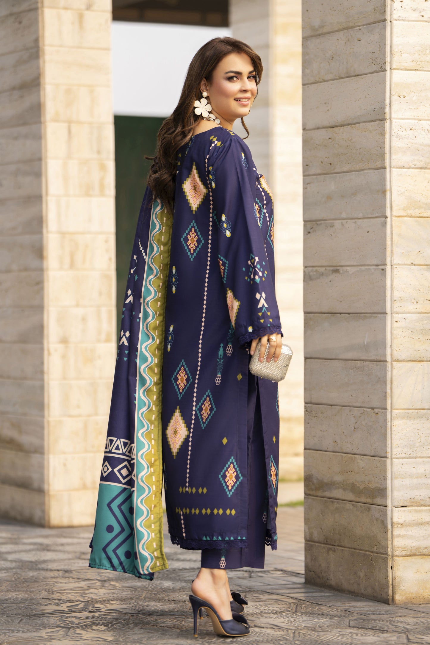 NBH5 Naqsh by Hemline Printed Poly Grip 3PC A-Line Suit