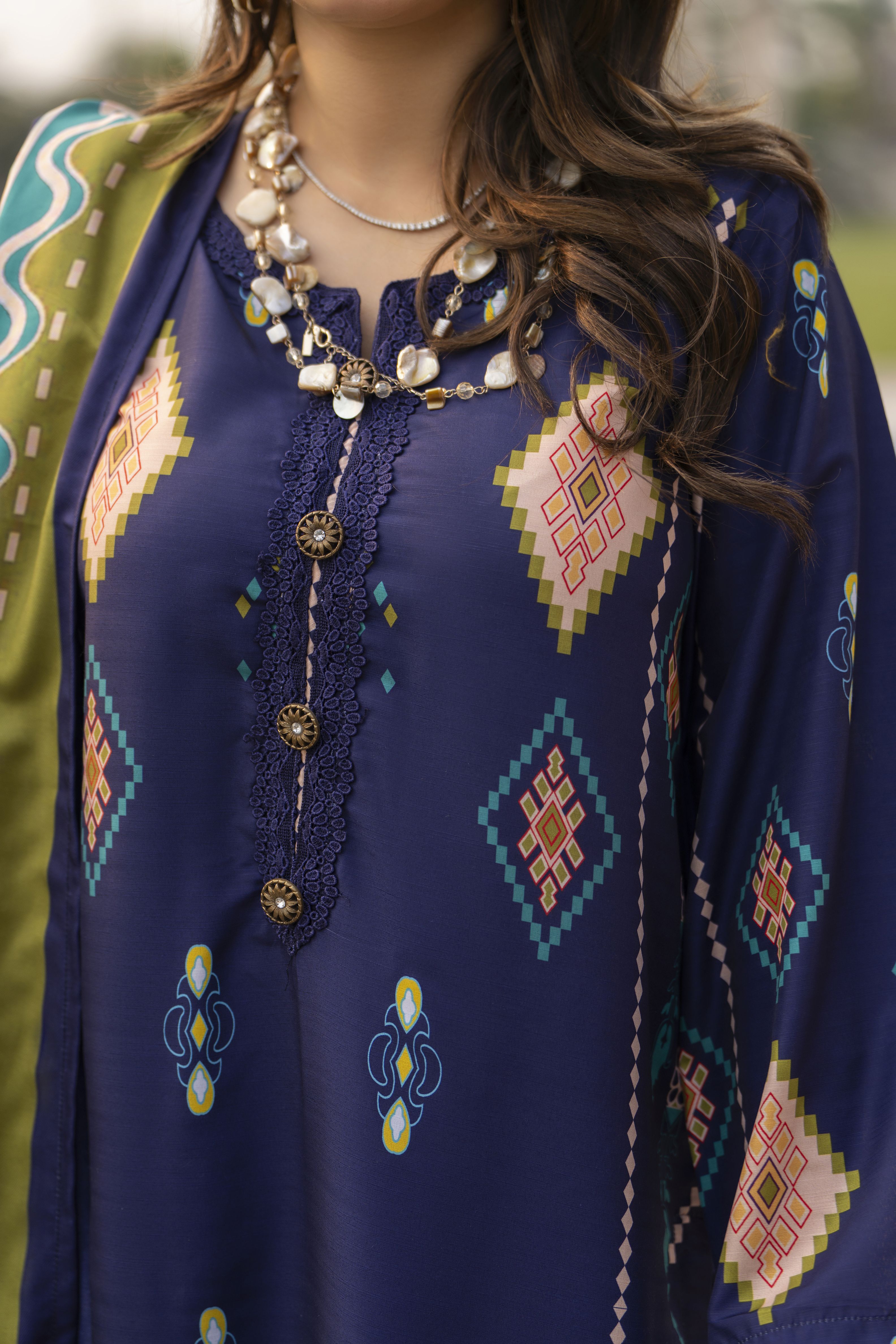 NBH5 Naqsh by Hemline Printed Poly Grip 3PC A-Line Suit