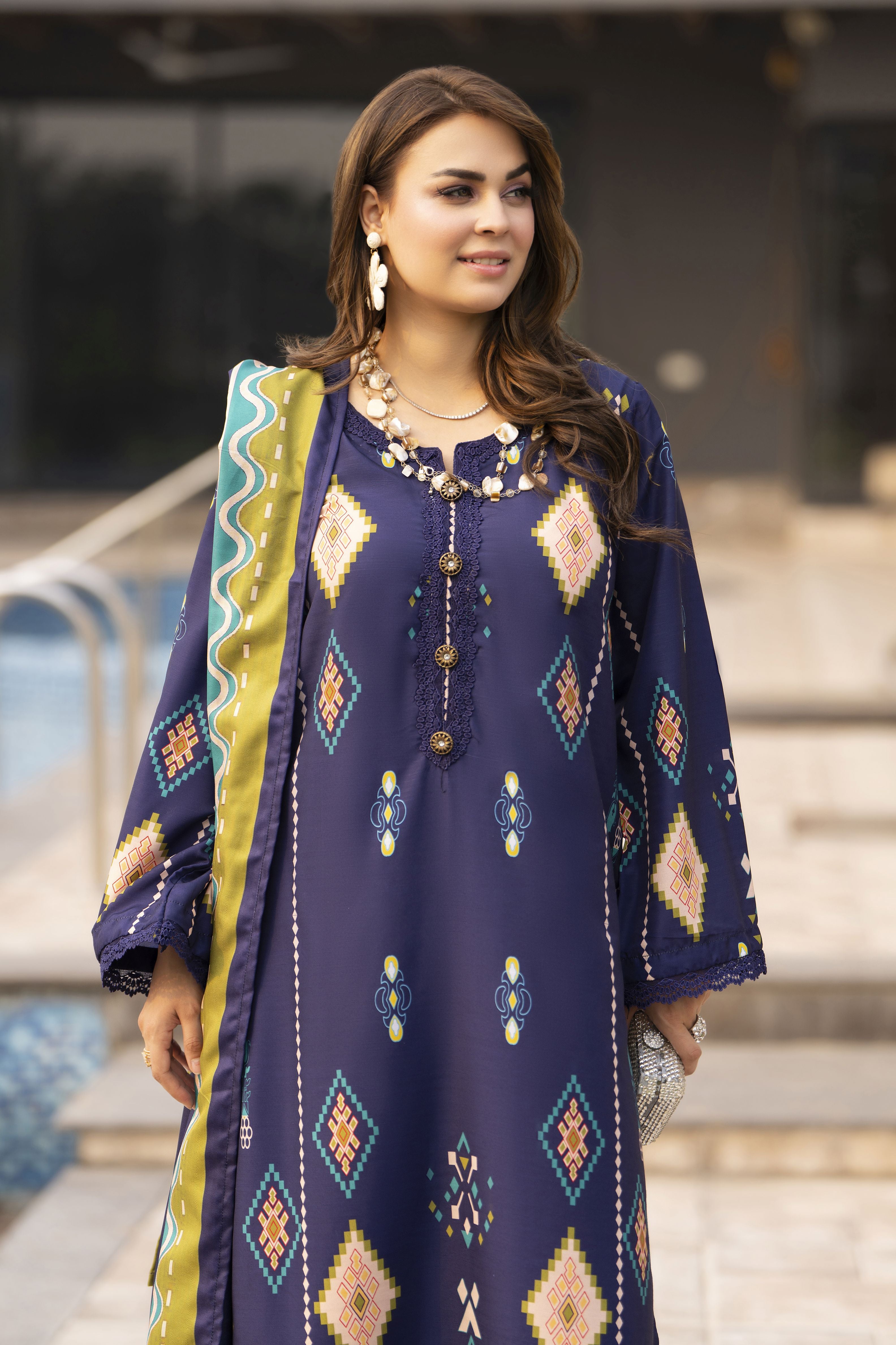NBH5 Naqsh by Hemline Printed Poly Grip 3PC A-Line Suit