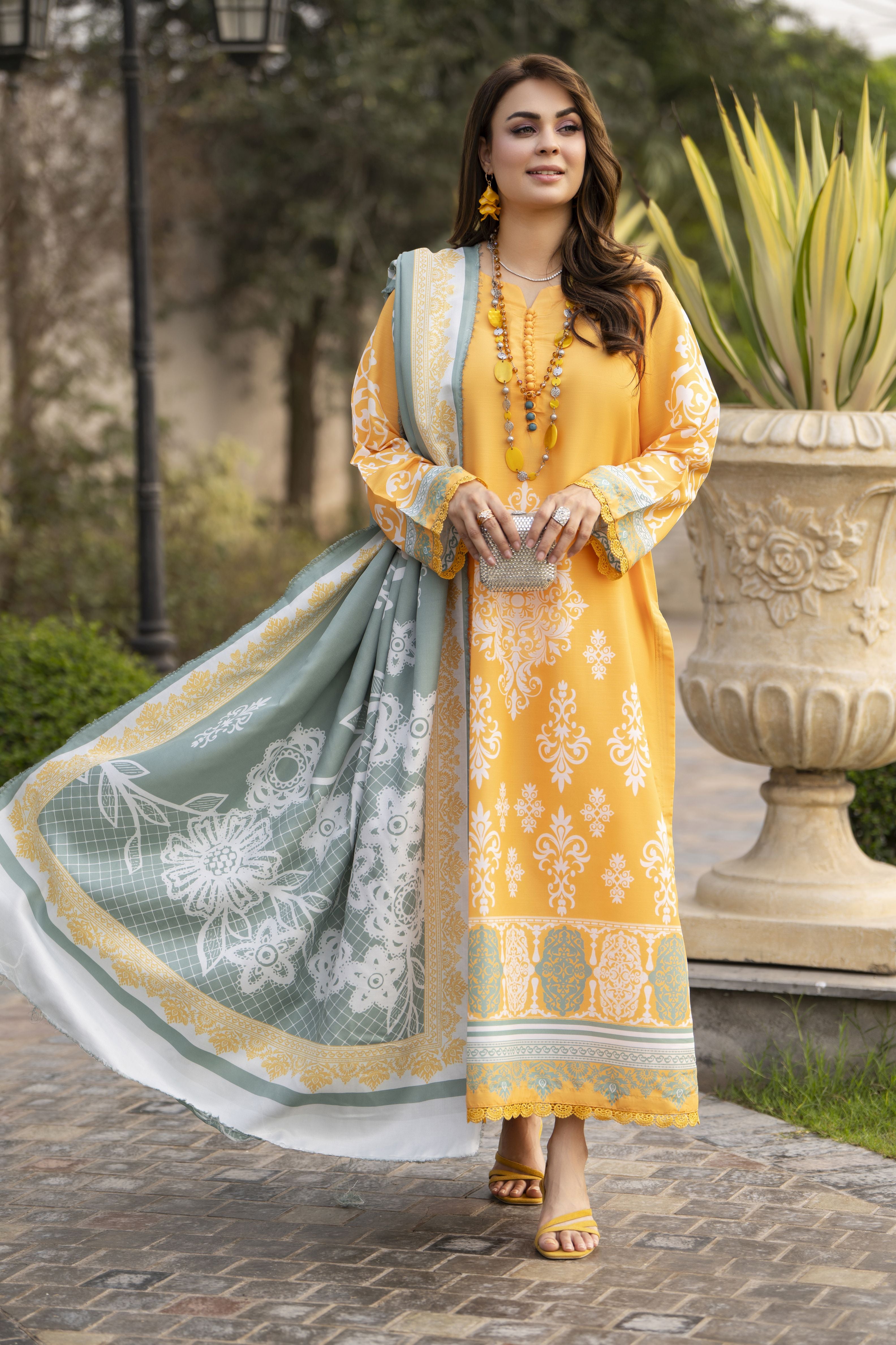 NBH1 Naqsh by Hemline Printed Poly Grip 3PC Suit with Herringbone Dupatta