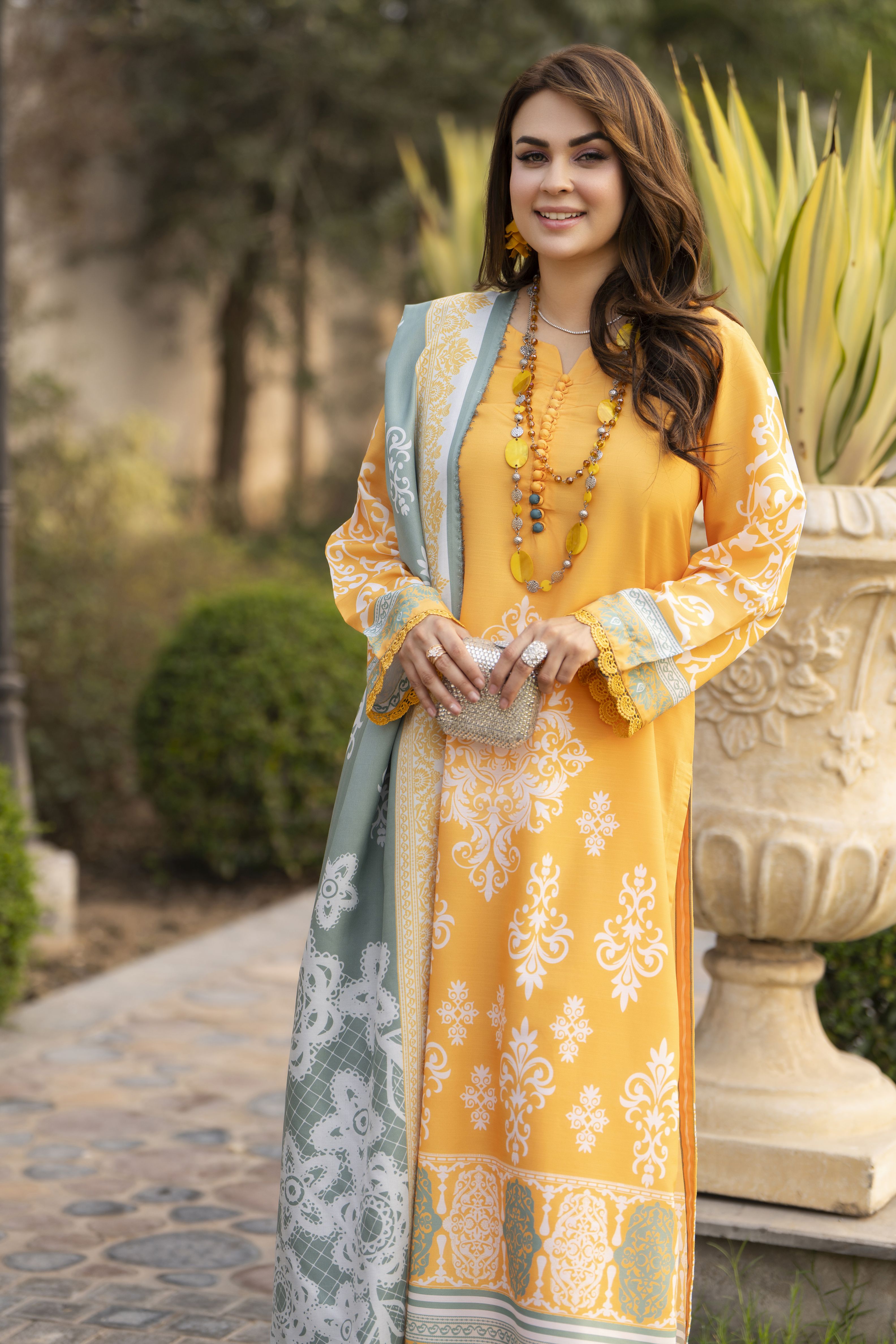 NBH1 Naqsh by Hemline Printed Poly Grip 3PC Suit with Herringbone Dupatta