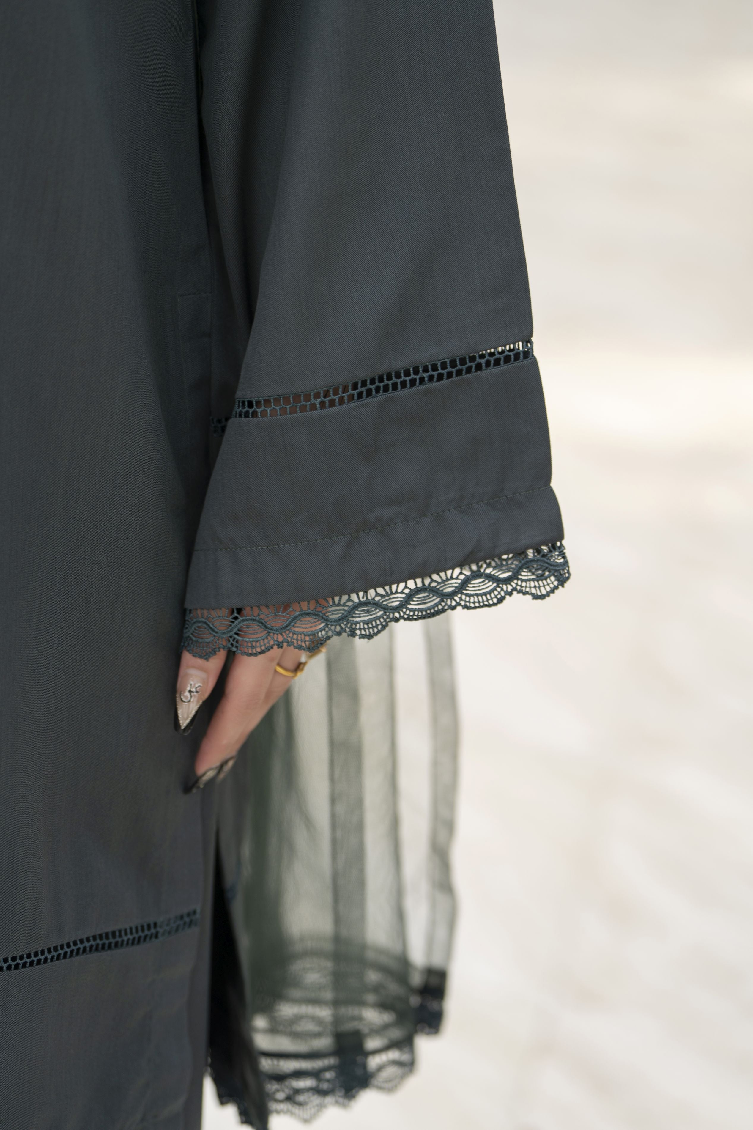 Aabpara Simply Warm Winter Linen 3pc Ready to Wear with Dyed Net Dupatta SWA10