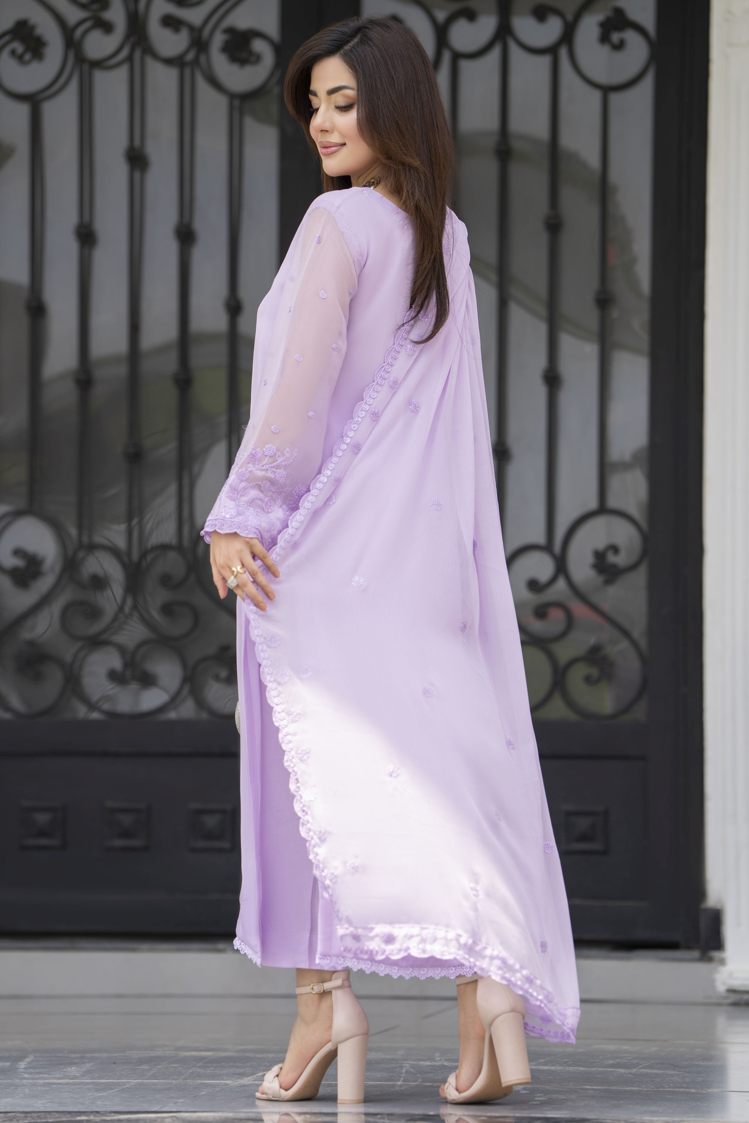 Gul Warun Lustre Chiffon – 3pc Ready to Wear Lilac Embroidered Chiffon Dress LSG5