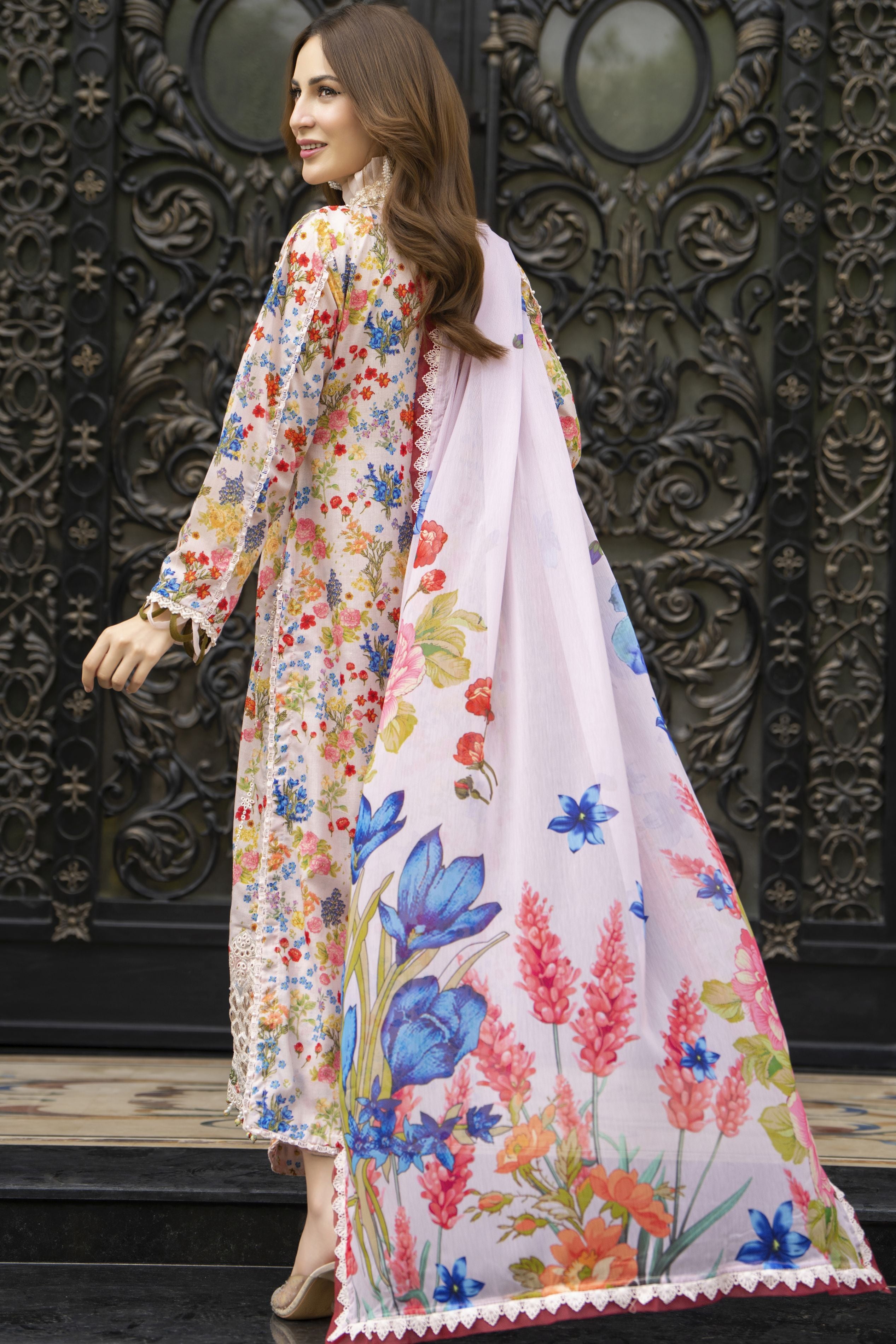 Silver Petals Ready to Wear Lawn Collection – SPRW5