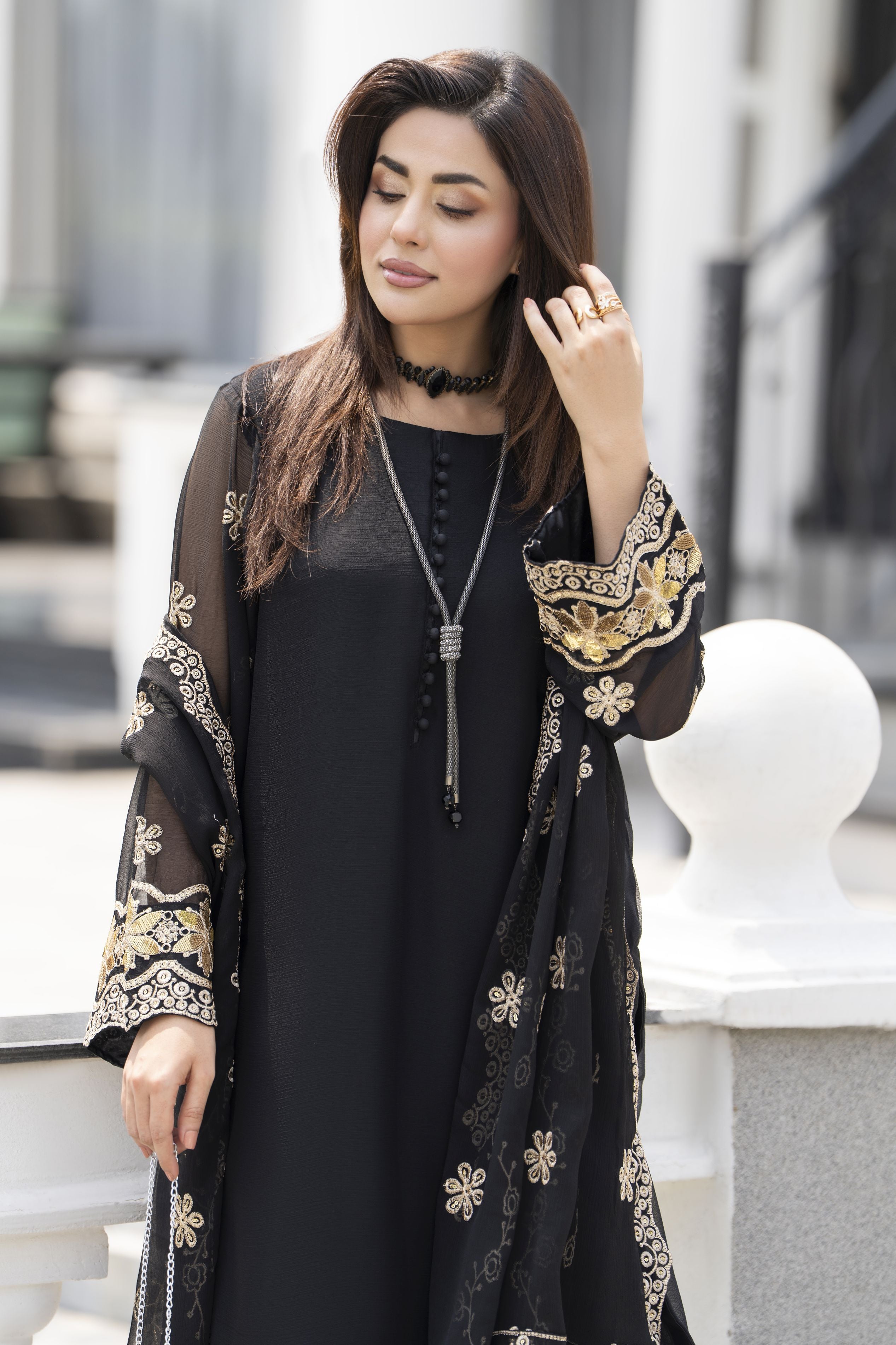 Gul Warun Lustre Chiffon – 3pc Ready to Wear Black Embroidered Long Dress LSG7