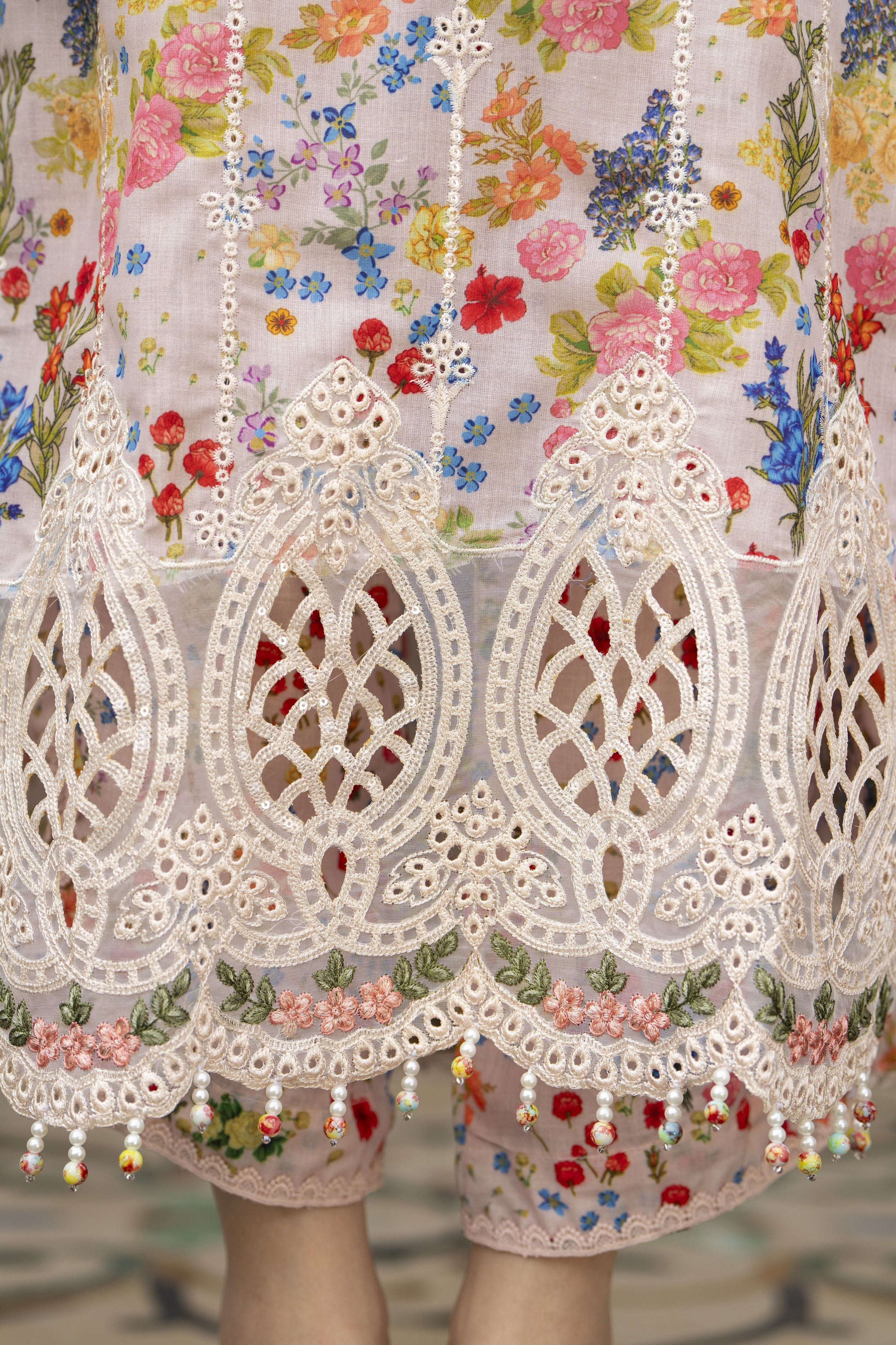 Silver Petals Ready to Wear Lawn Collection – SPRW5