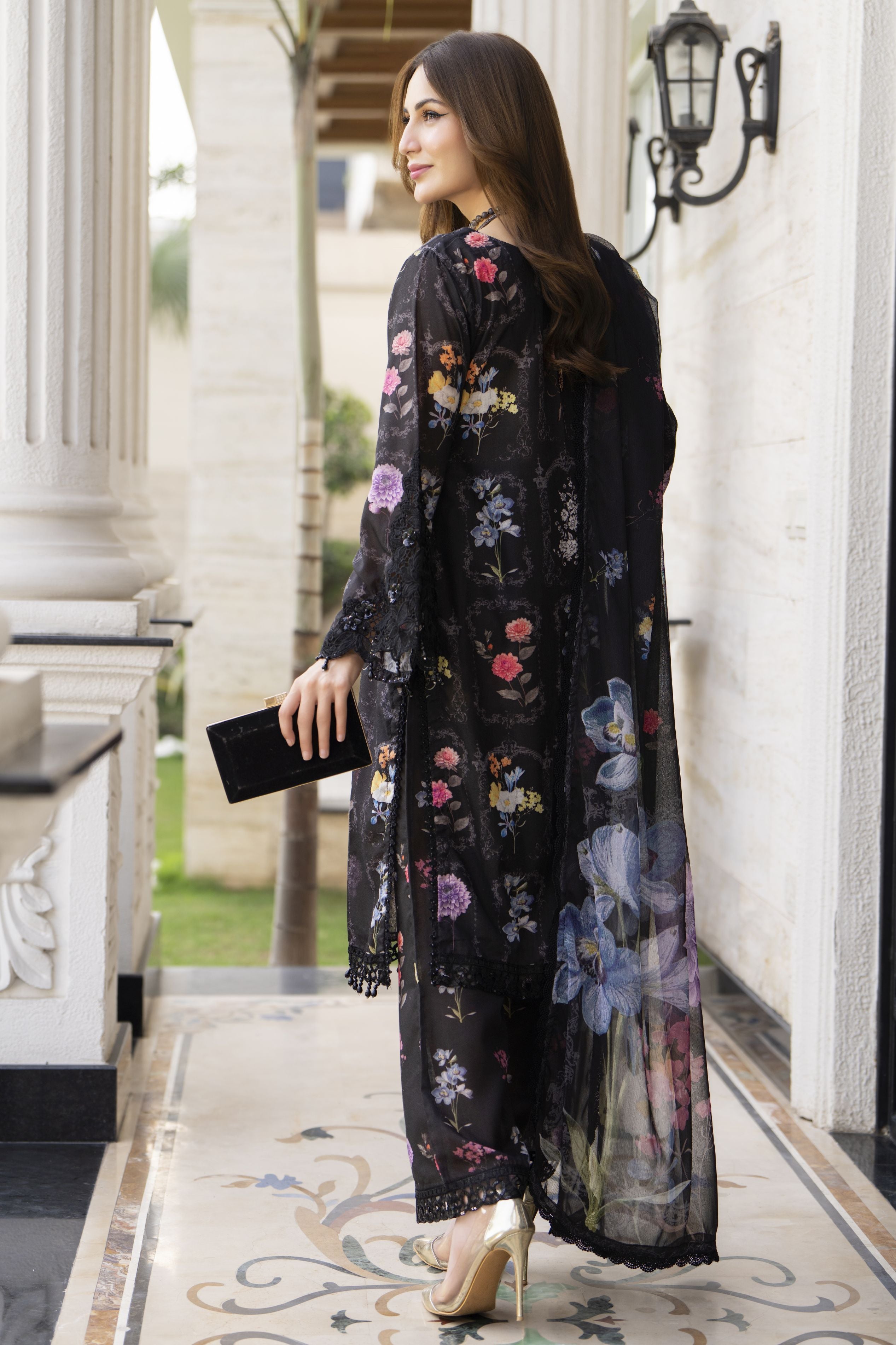 Silver Petals Ready to Wear Lawn Collection – SPRW4