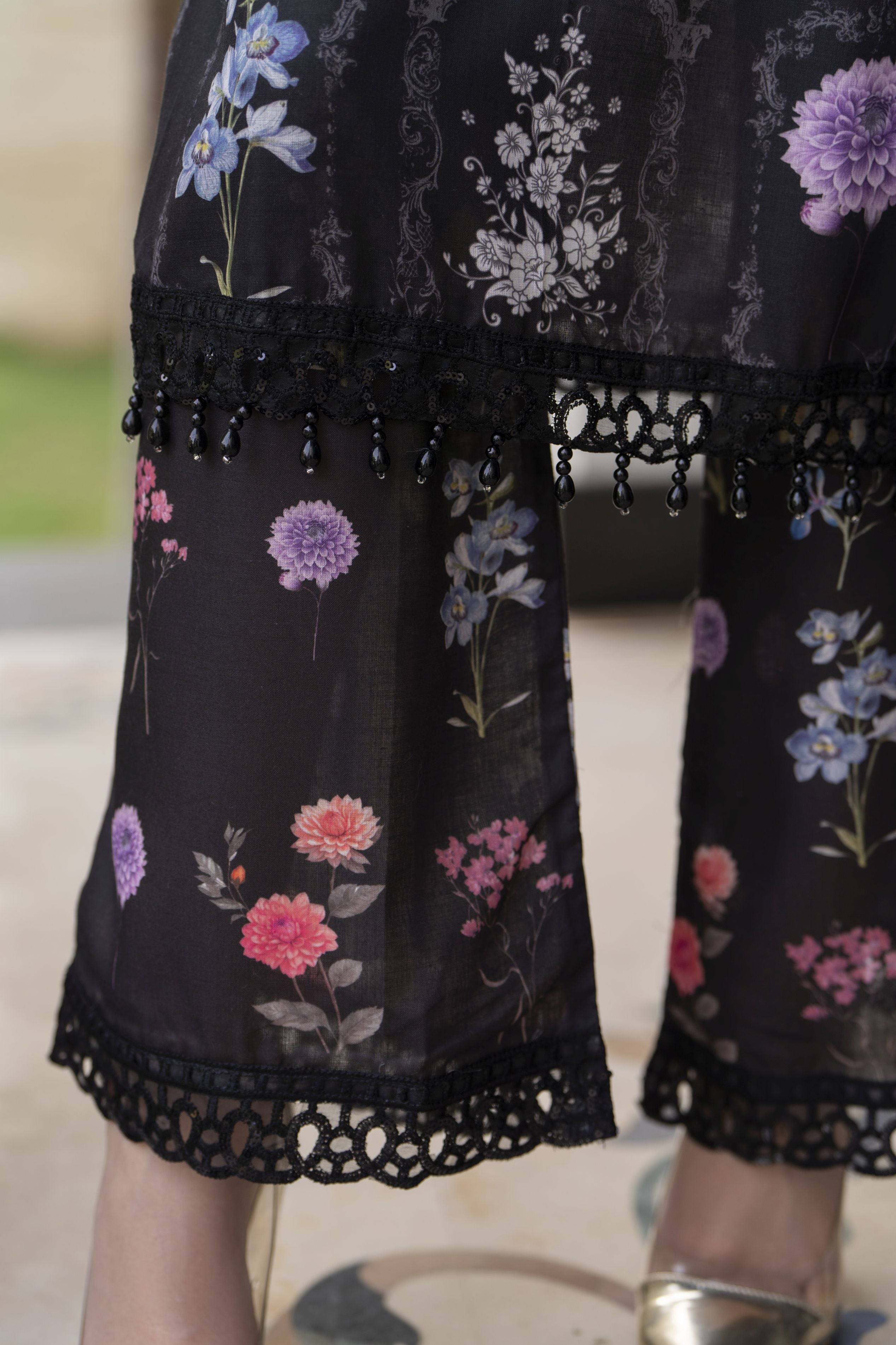 Silver Petals Ready to Wear Lawn Collection – SPRW4