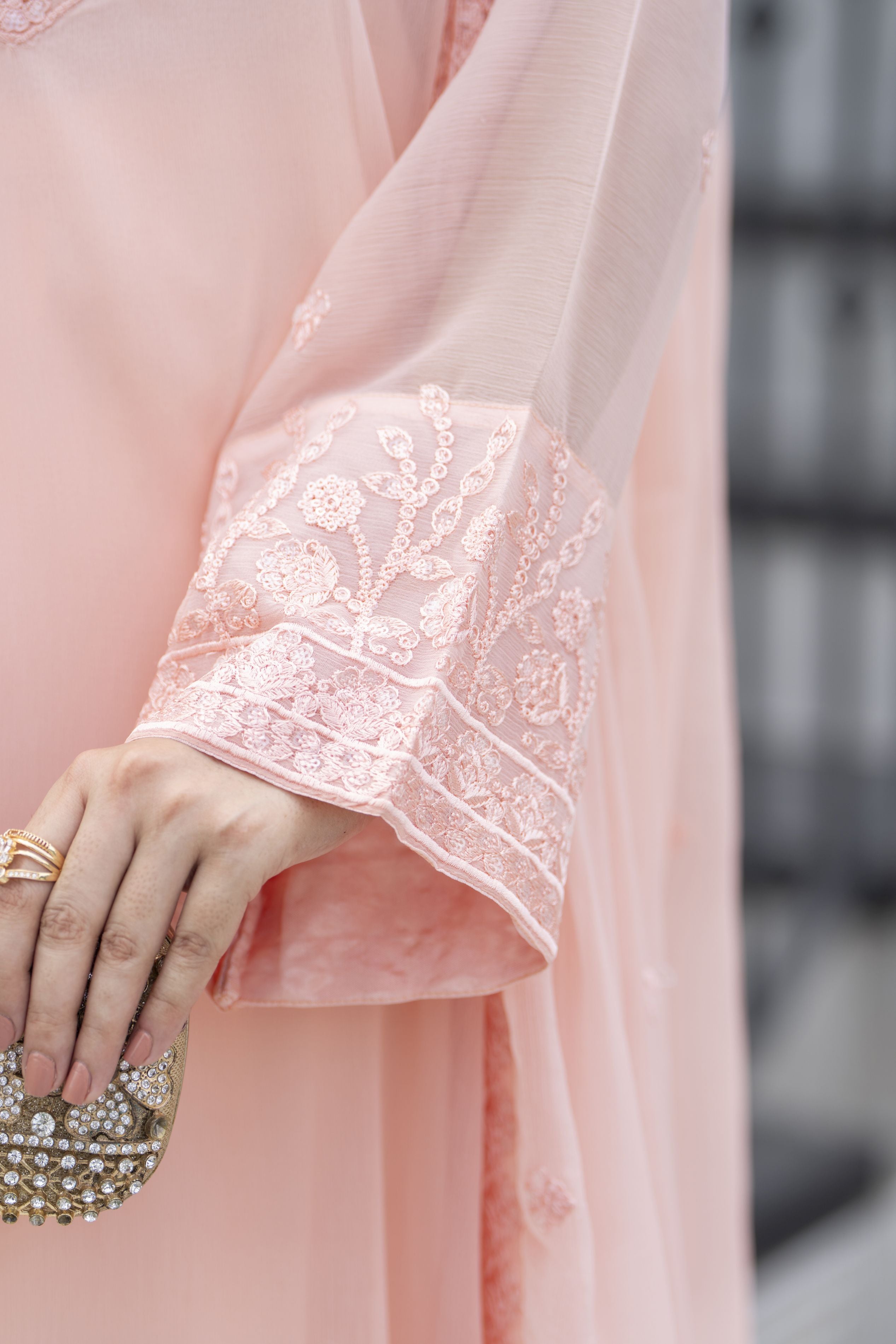 Gul Warun Lustre Chiffon – 3pc Ready to Wear Peach Embroidered Chiffon Dress LSG1