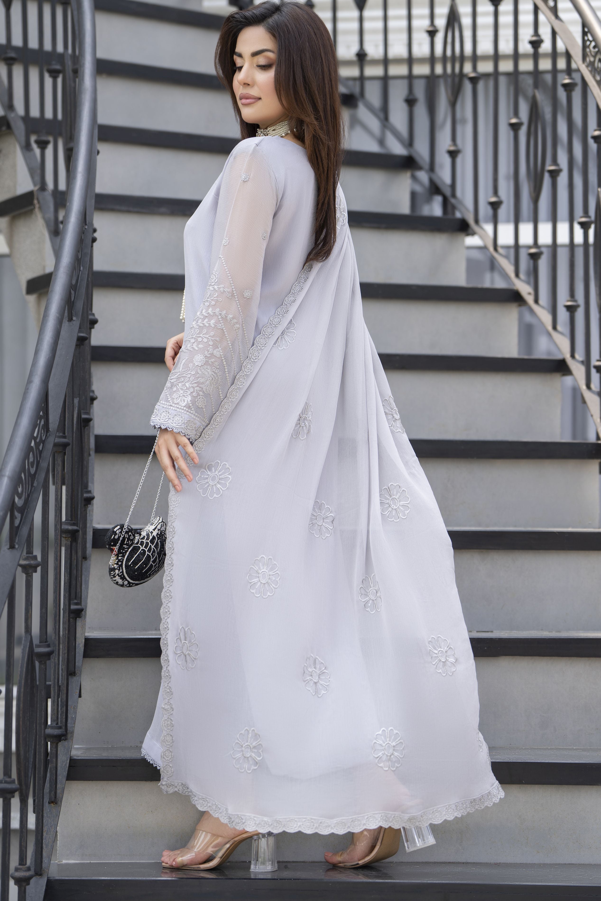 Gul Warun Lustre Chiffon – 3pc Ready to Wear Grey Embroidered Chiffon Dress LSG3