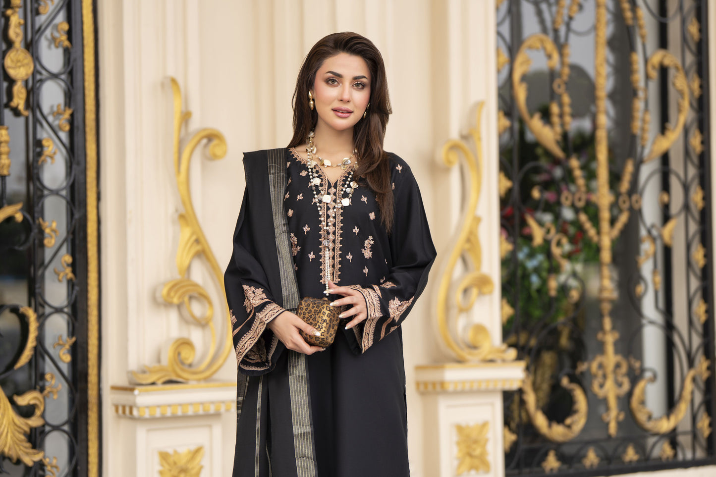 3pc Embroidered Linen Suit with Jacquard Dupatta Soraya SBH7