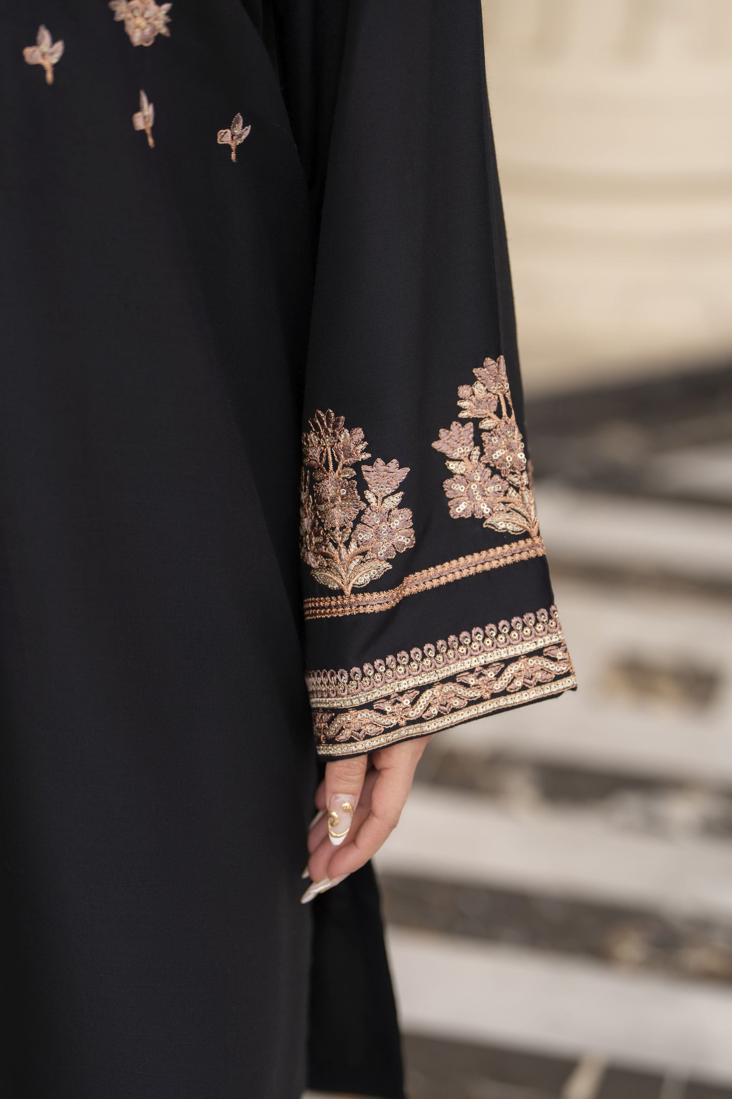 3pc Embroidered Linen Suit with Jacquard Dupatta Soraya SBH7