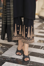 3pc Embroidered Linen Suit with Jacquard Dupatta Soraya SBH7