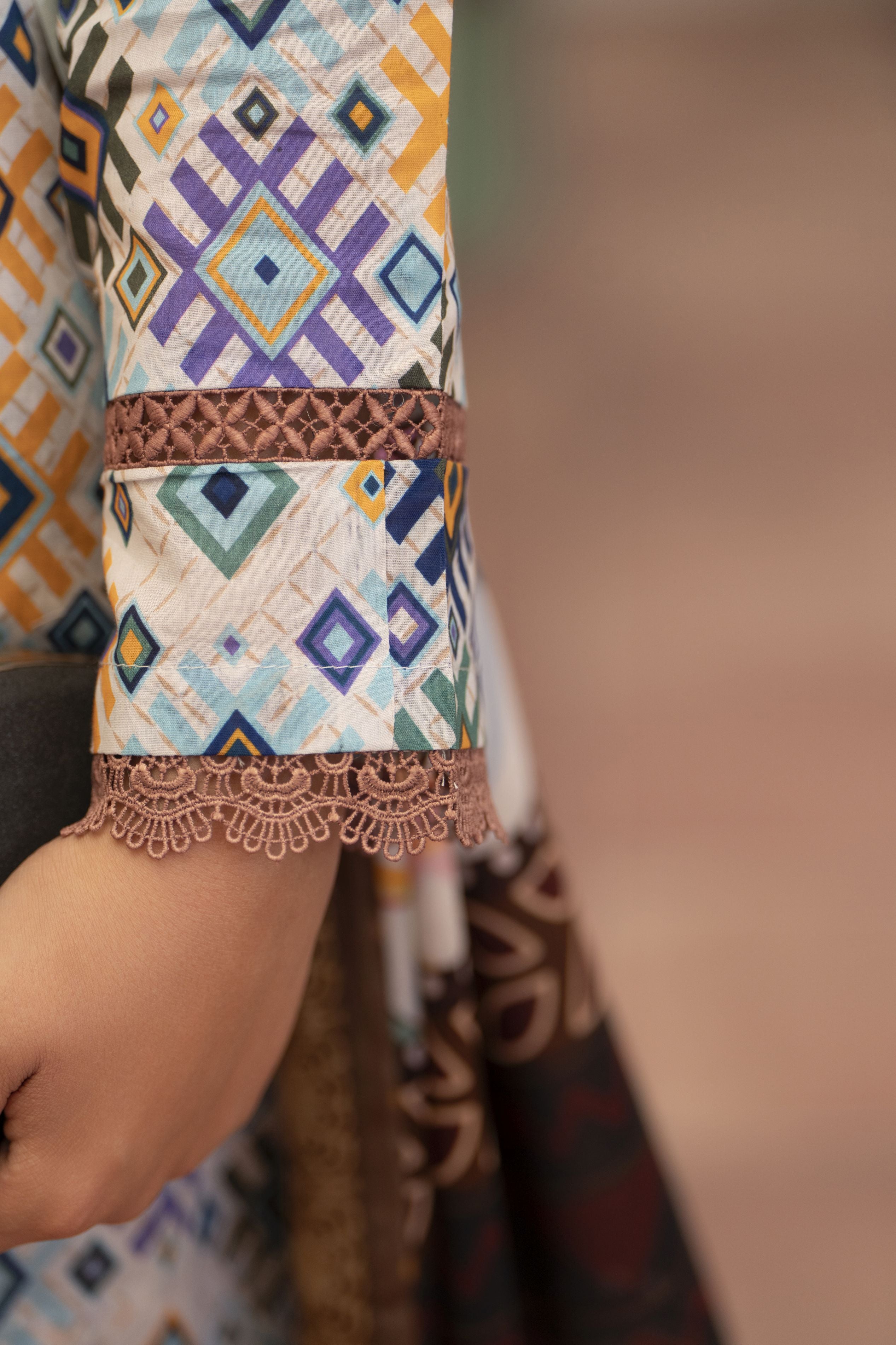 3pc Ready to Wear Breeze by Aabpara Printed Lawn Womenswear BBA7