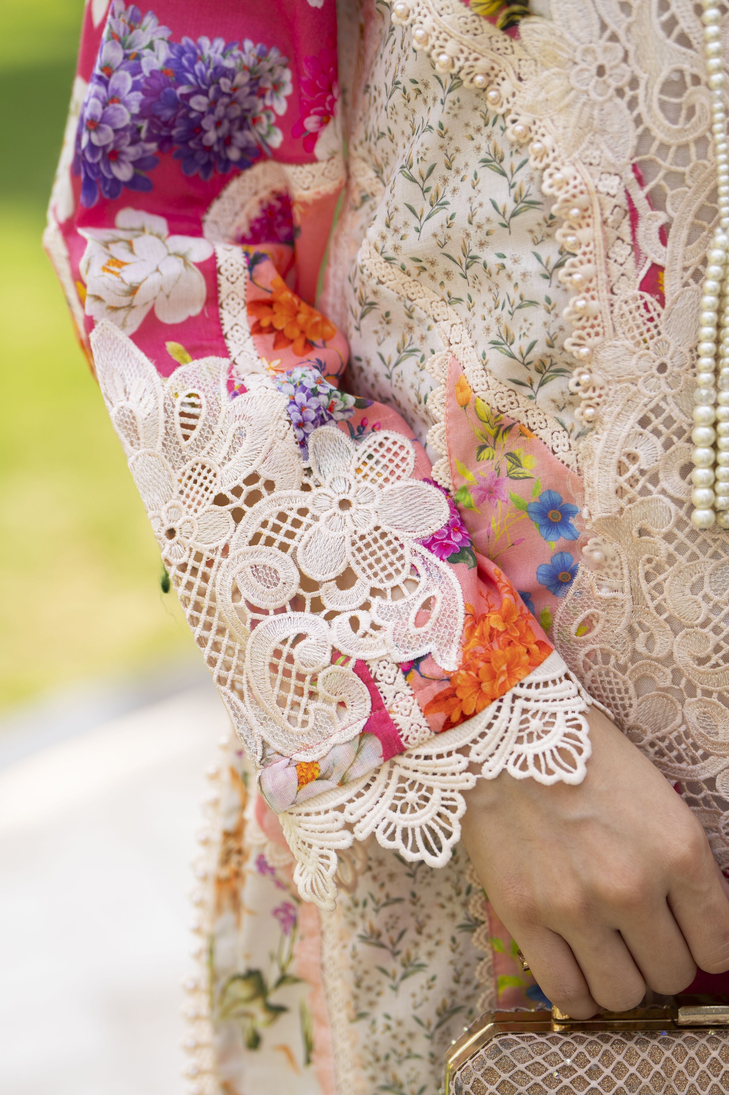 Silver Petals Ready to Wear Lawn Collection – SPRW3