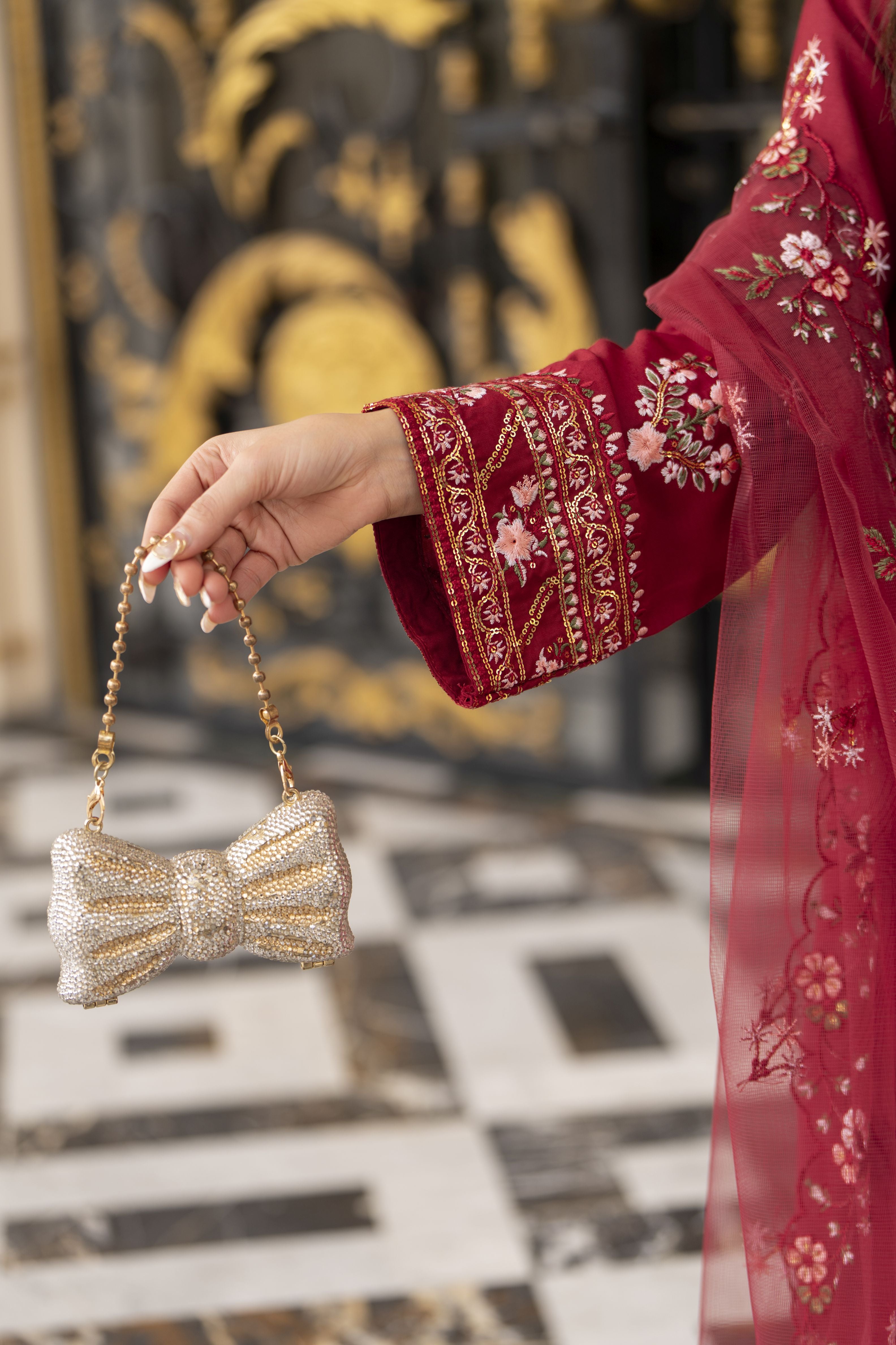 3pc Embroidered Linen Suit with Net Dupatta Soraya SBH4