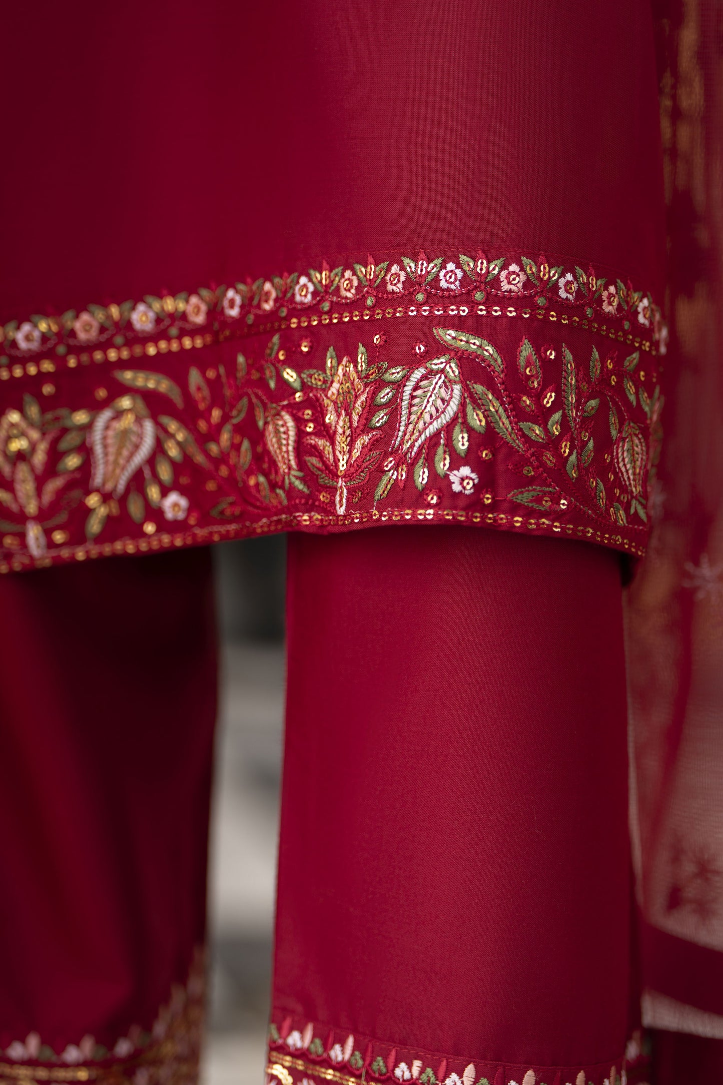 3pc Embroidered Linen Suit with Net Dupatta Soraya SBH4
