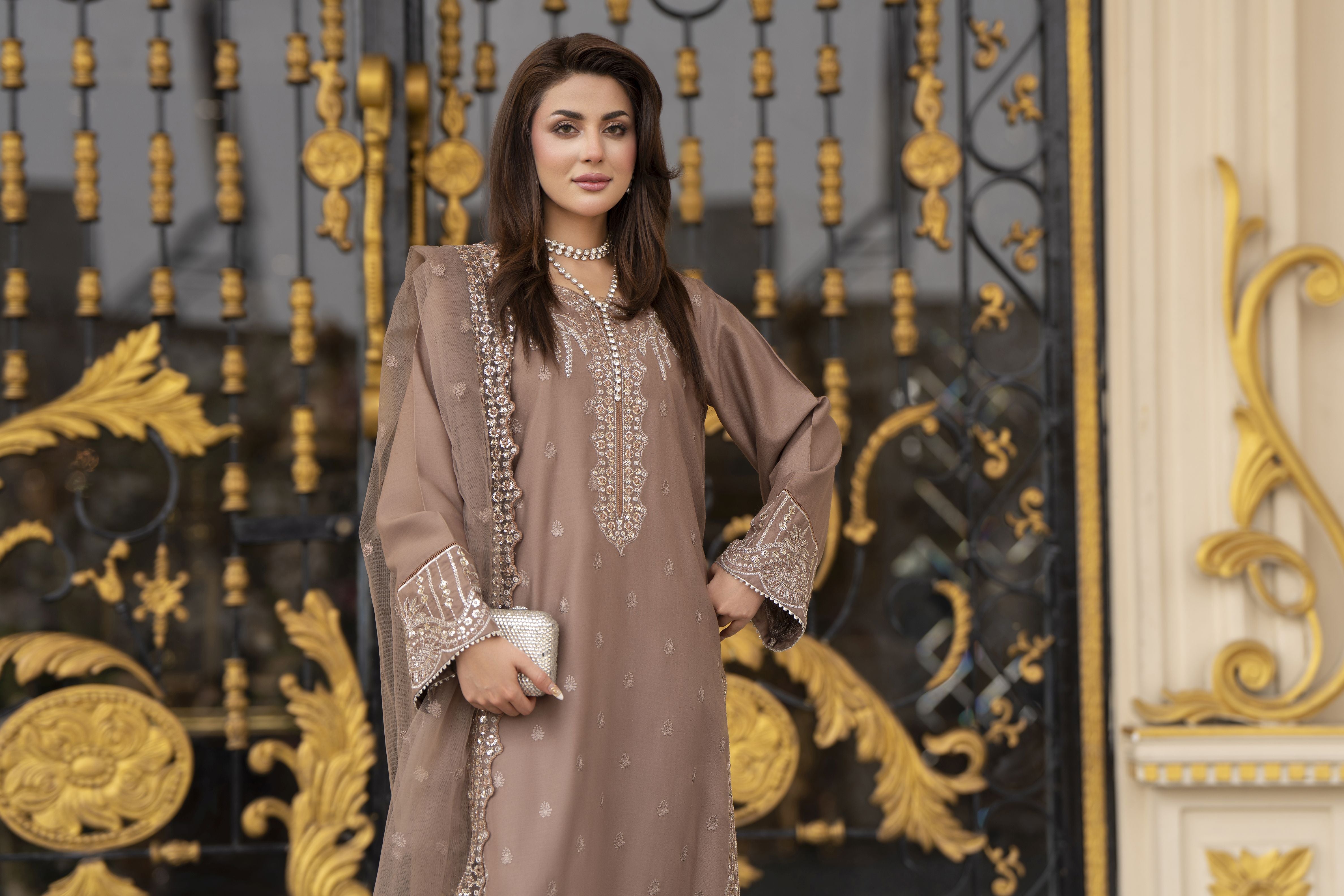 3pc Embroidered Linen Suit with Net Dupatta Soraya SBH8